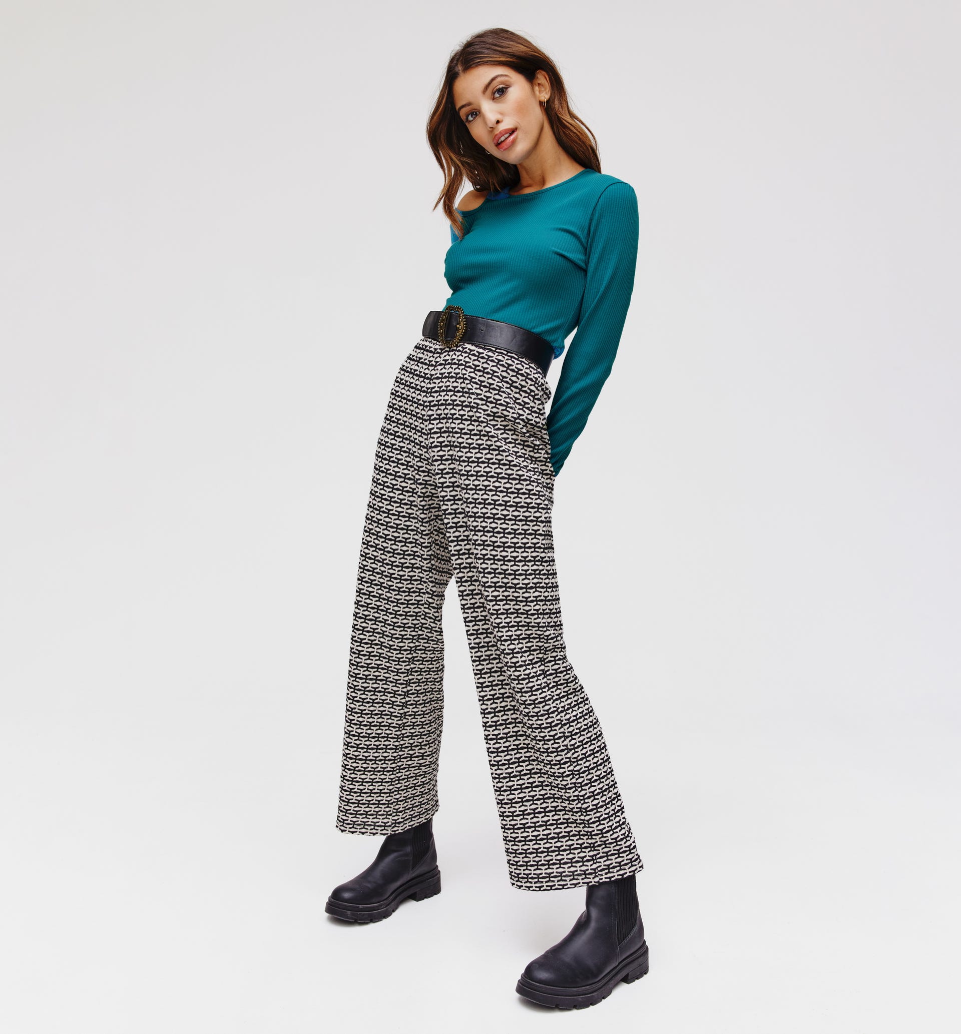 Ribbed long-sleeved top