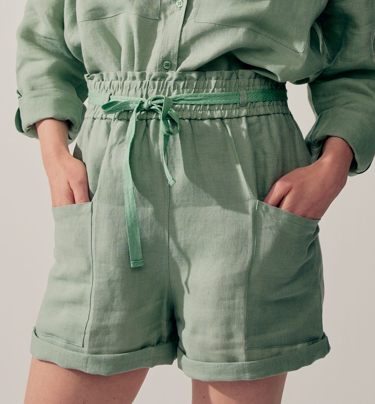 Short talle alto lino
