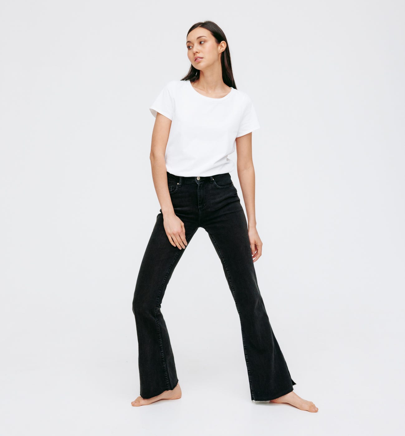 Jeansy typu flare