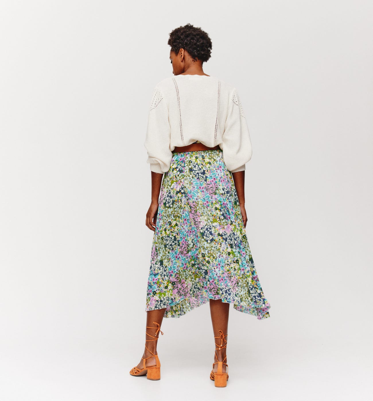 Long patterned pleated skirt