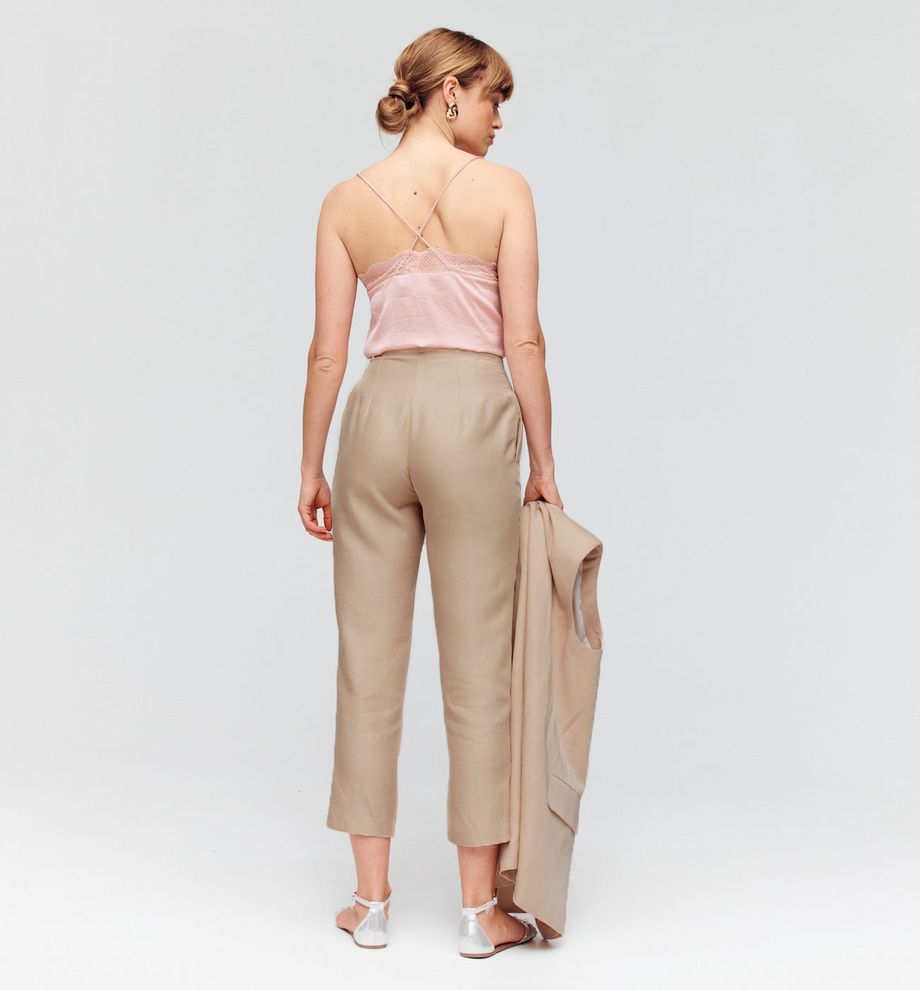 Pantalon carrot taille haute