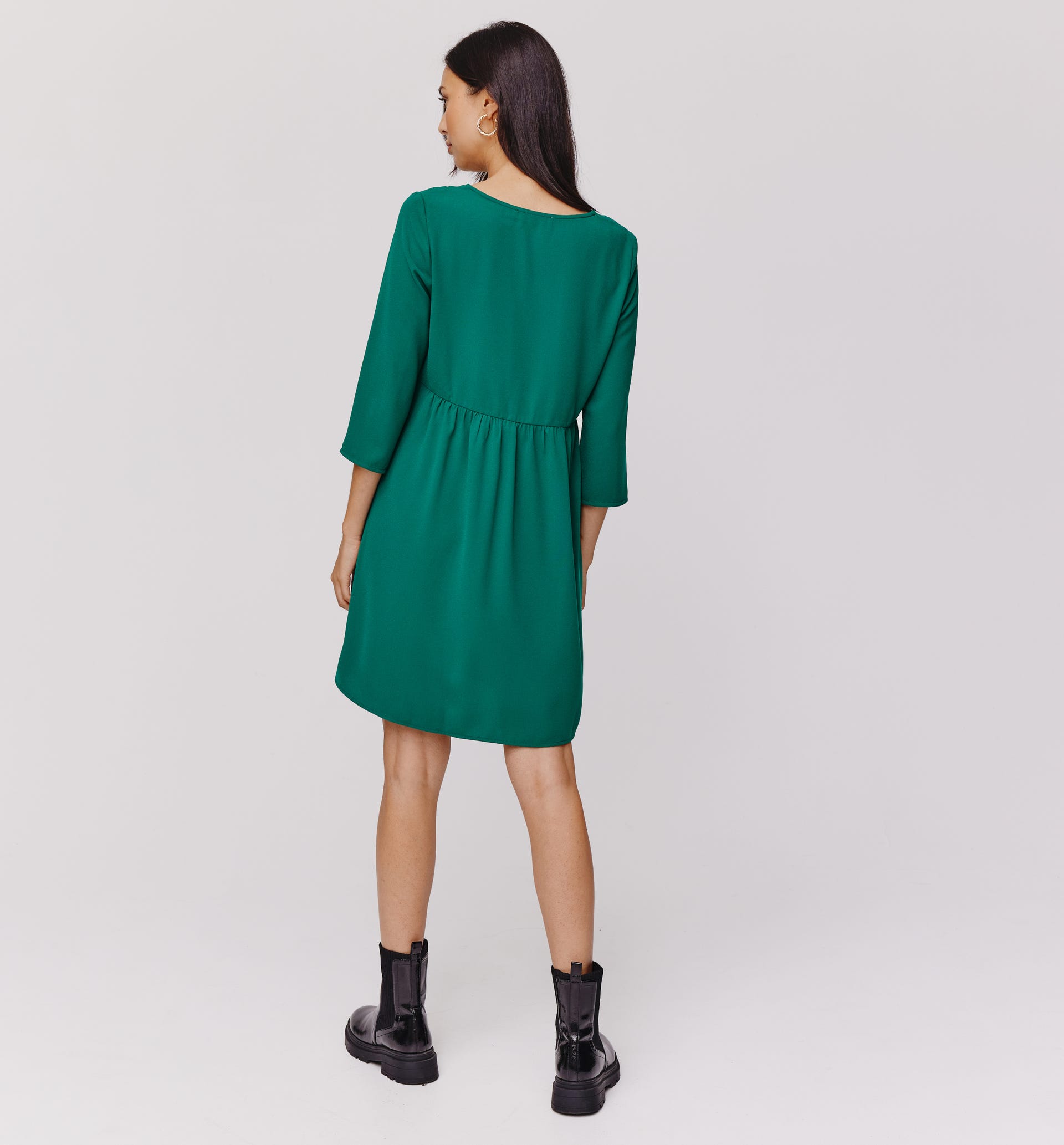 Short dress