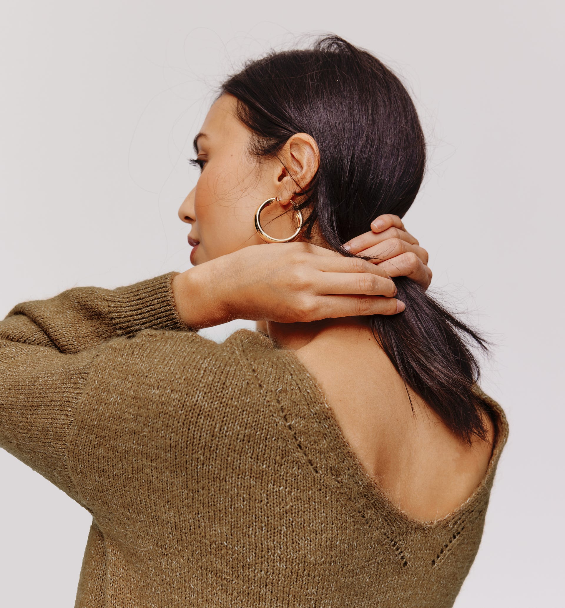 Pull décolleté V au dos femme