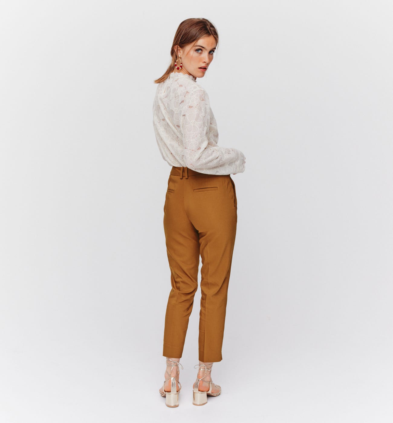 Cigarette trousers