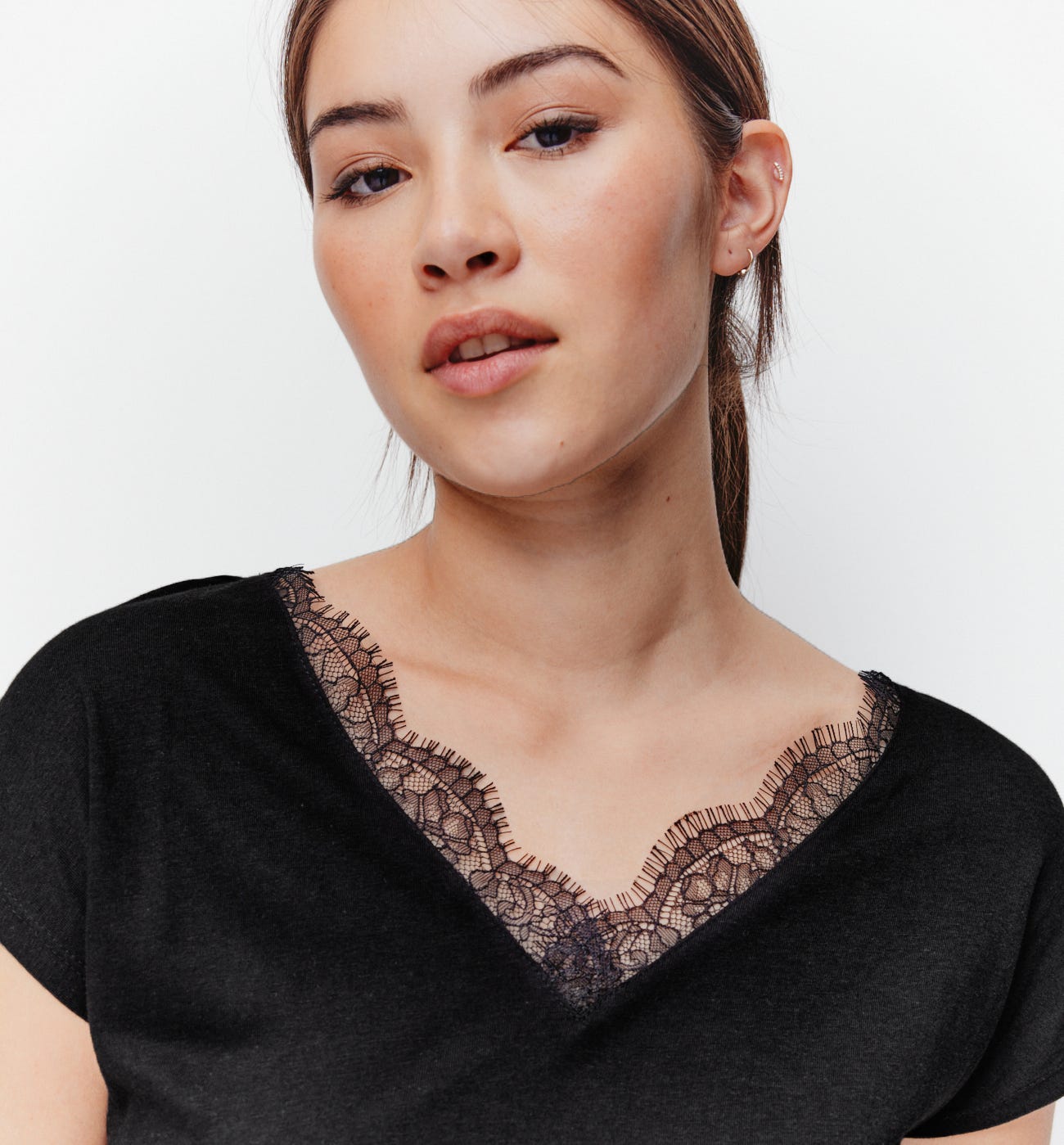 T-shirt dettaglio pizzo