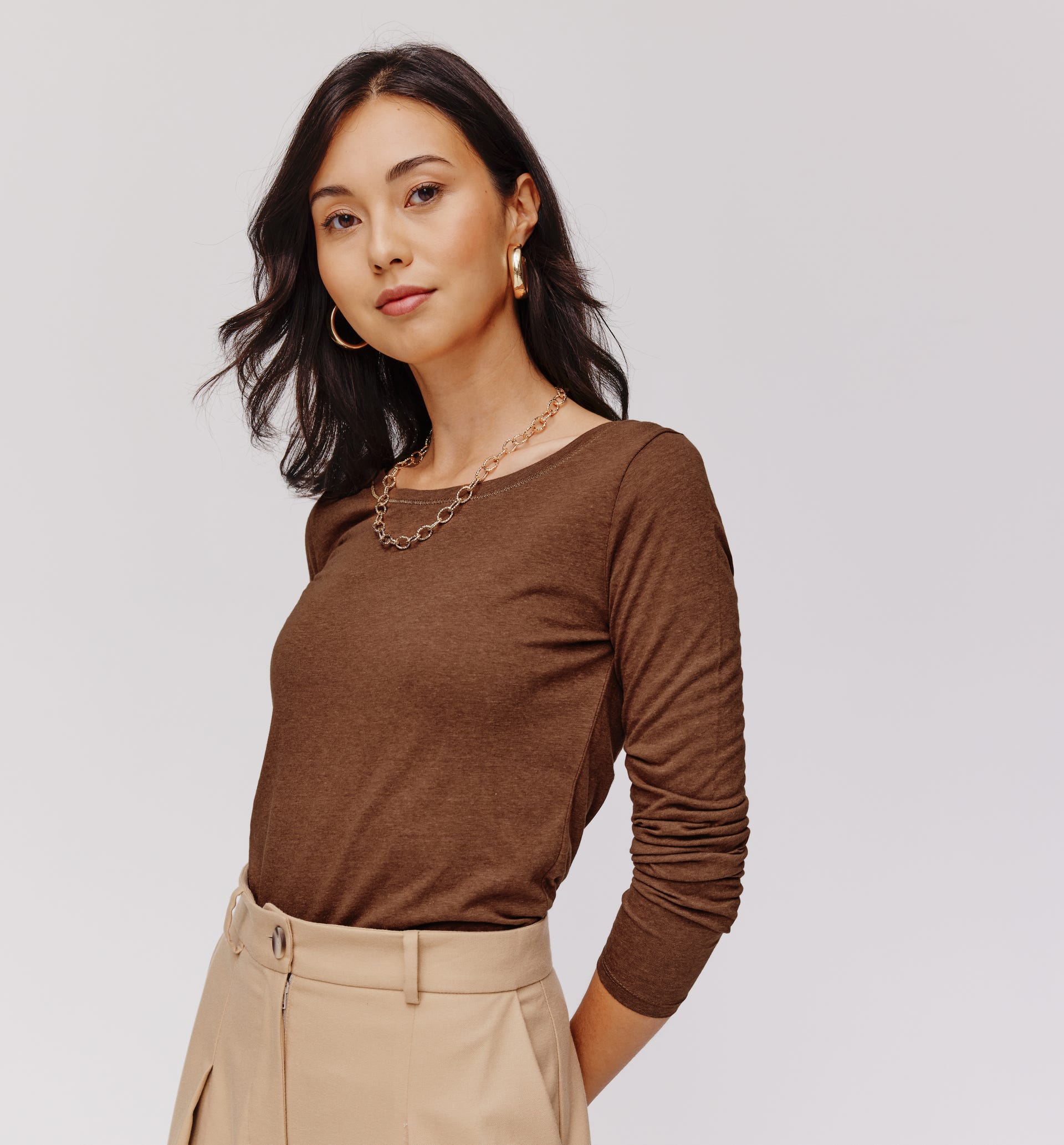 Round neckline