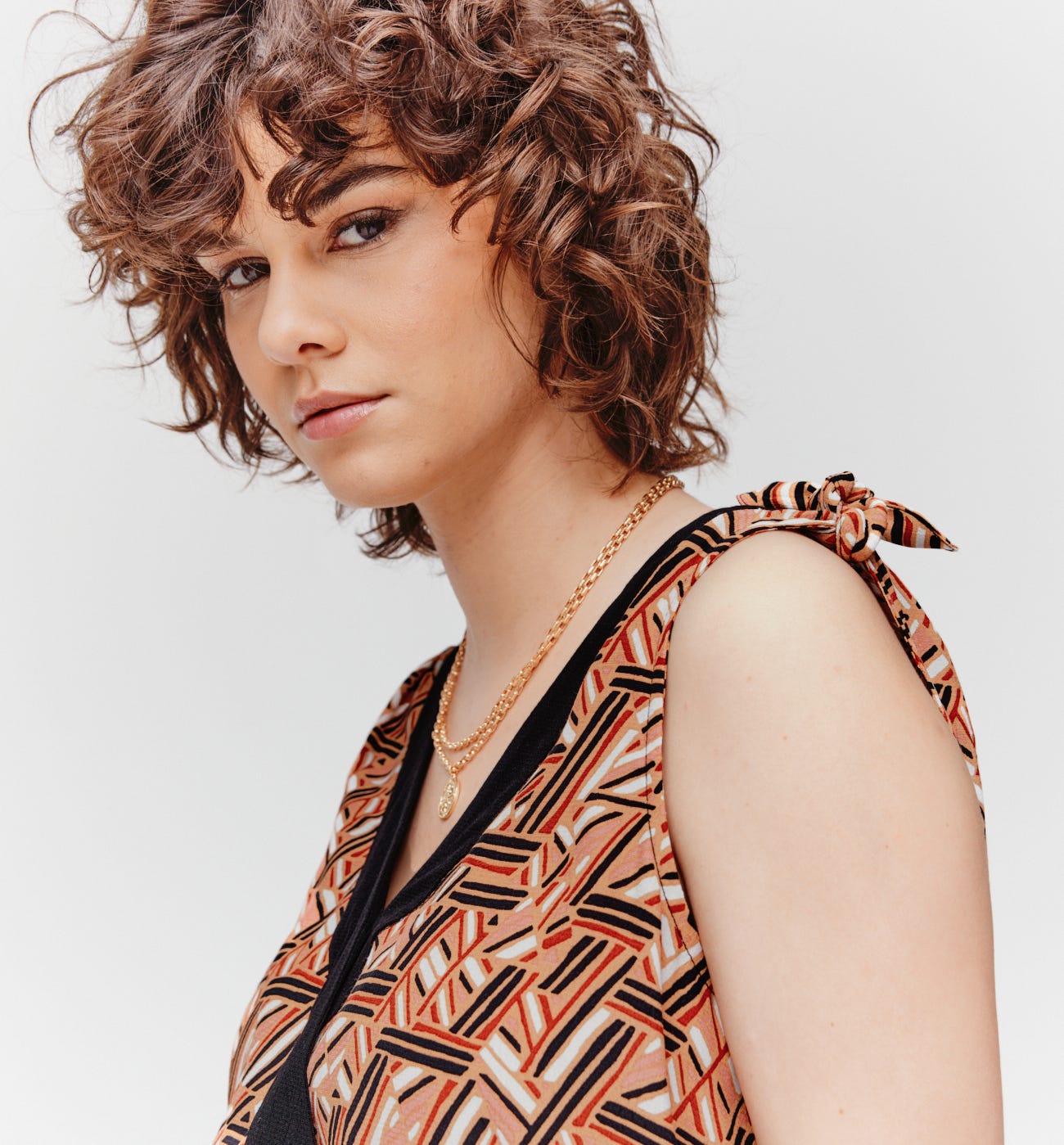 Sleeveless patterned dress