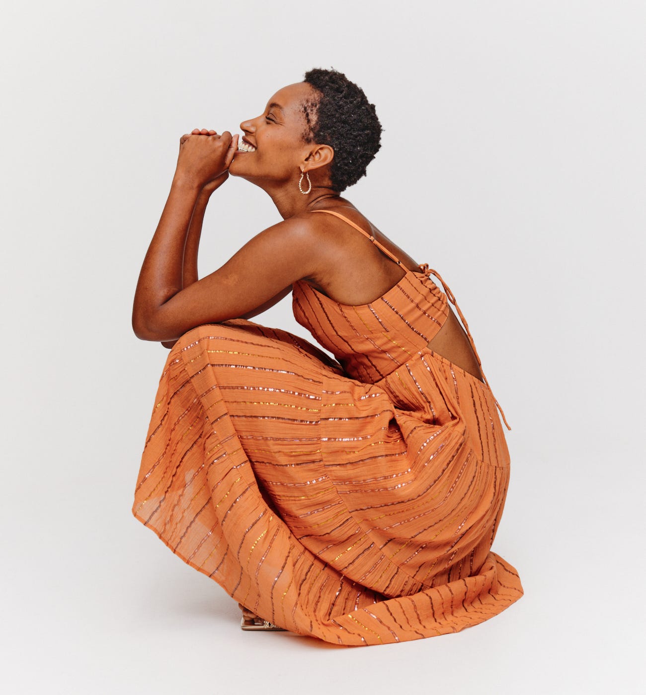 Robe mi-longue volantée
