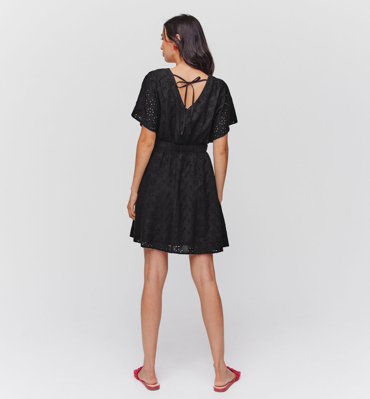 Robe en broderie anglaise