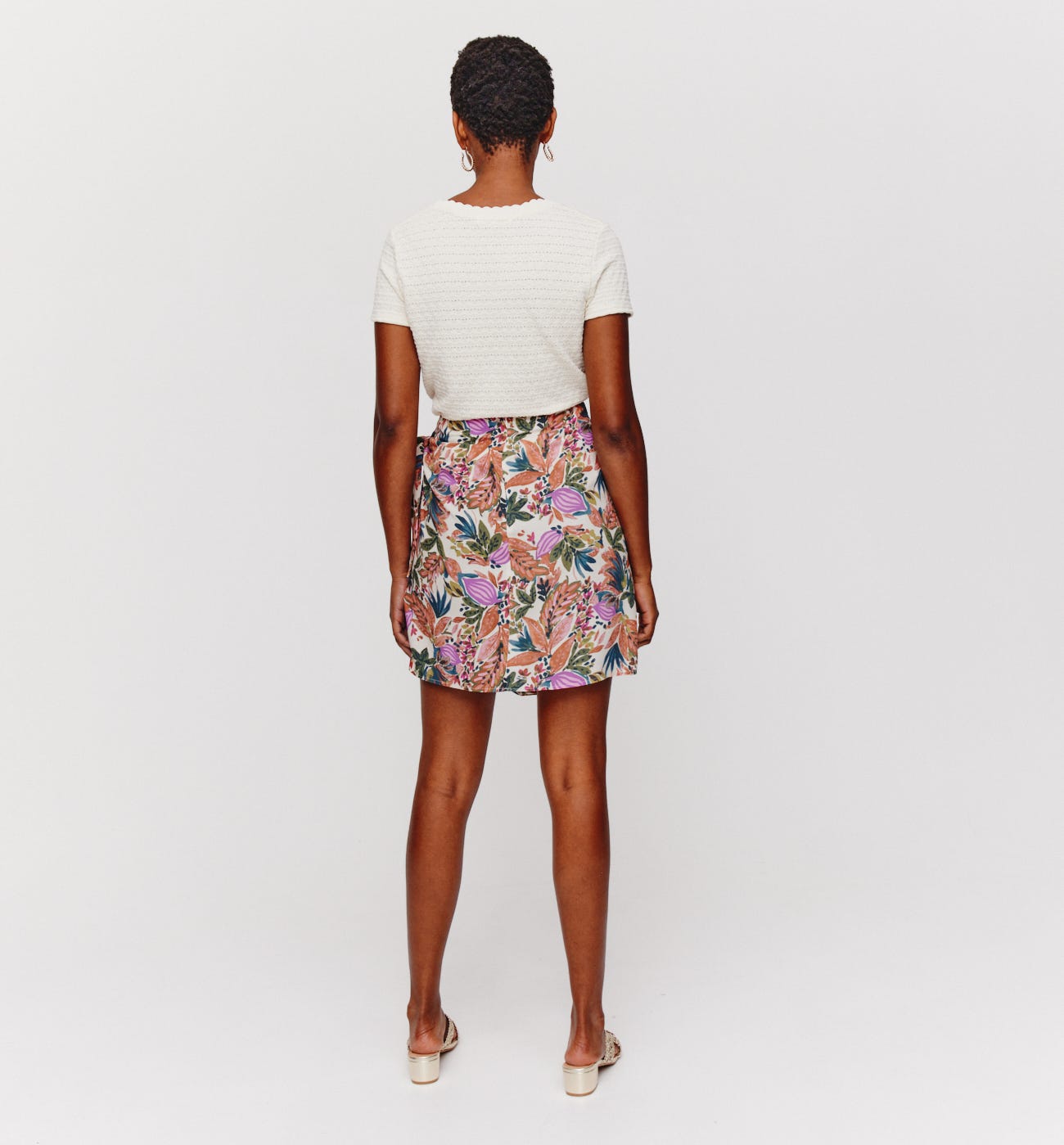 Short floral skirt