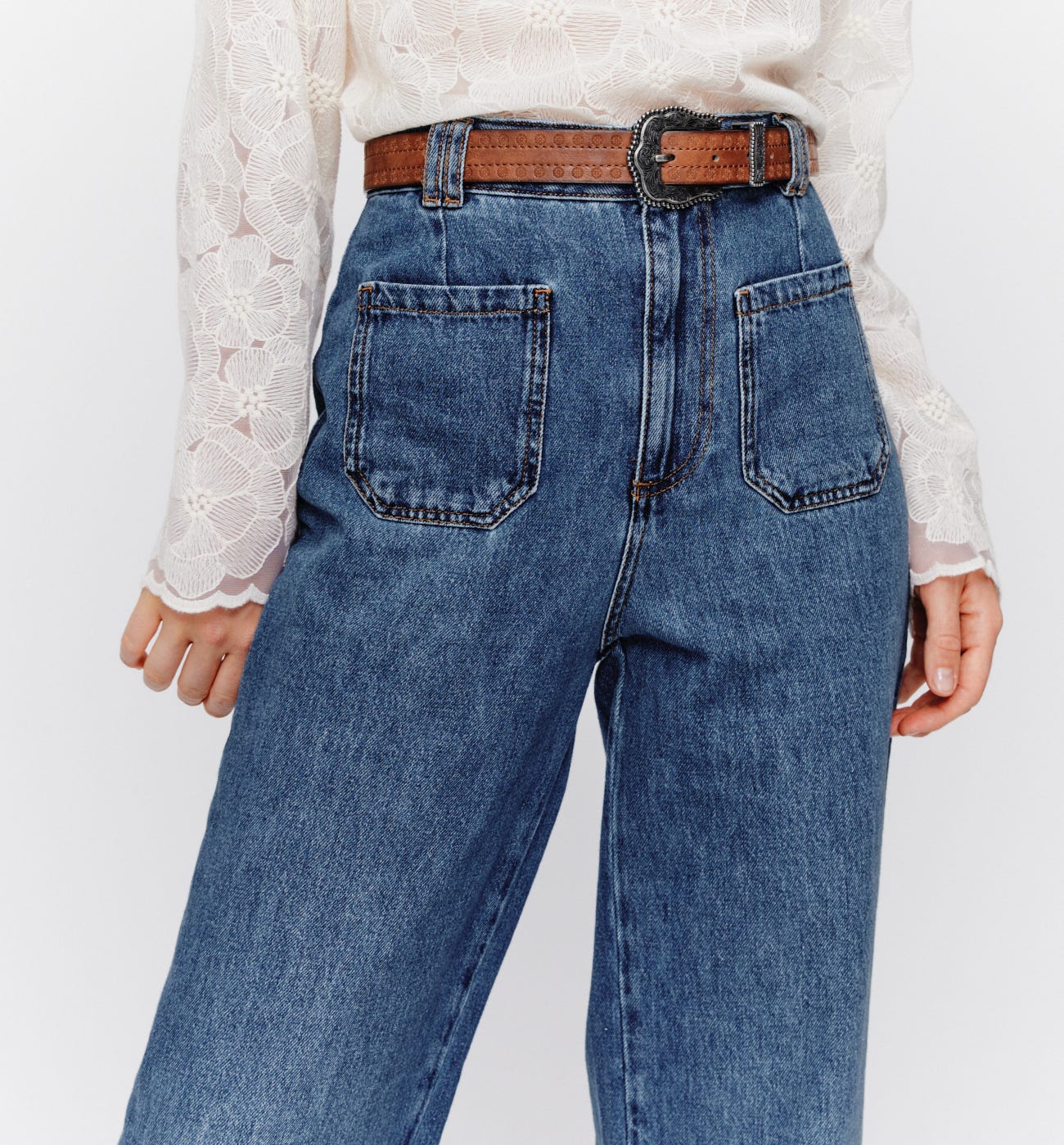 Jeans larghi vita alta