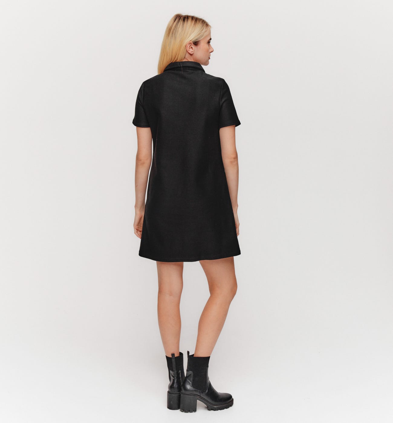 Kurzarmkleid