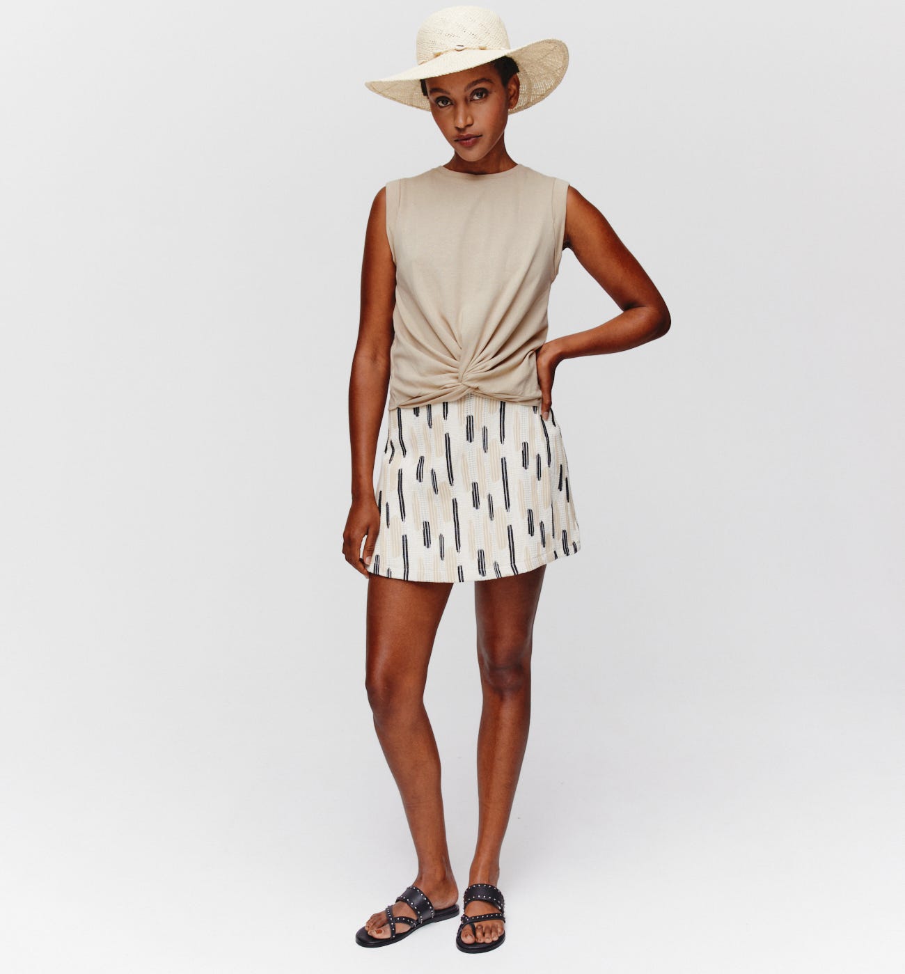 Knotted effect top