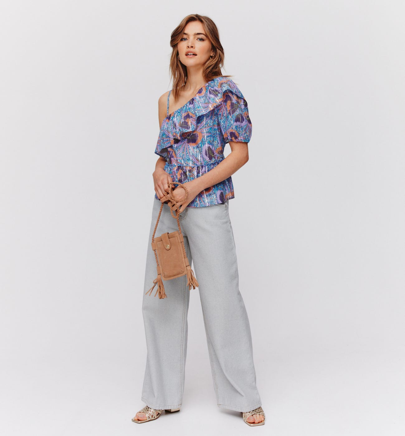 Top one shoulder