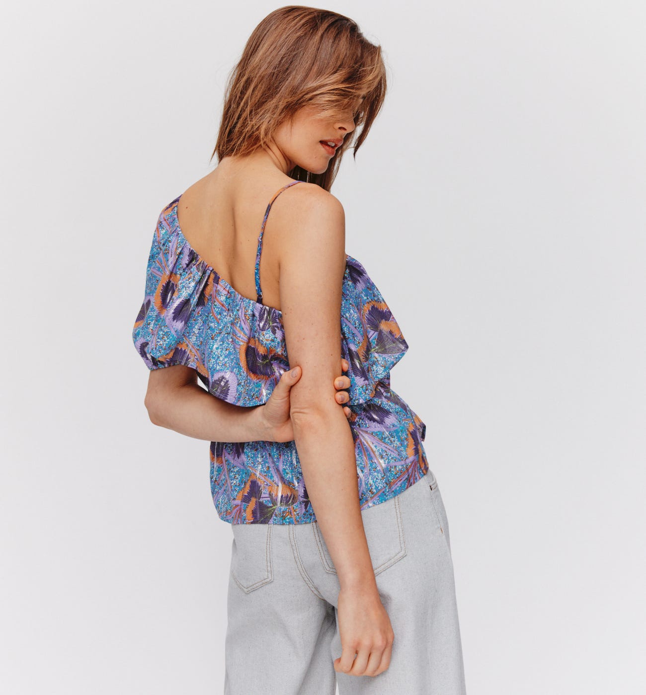 Top one shoulder