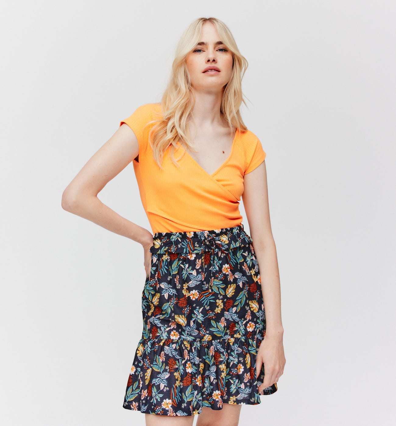 Frilly patterned skirt