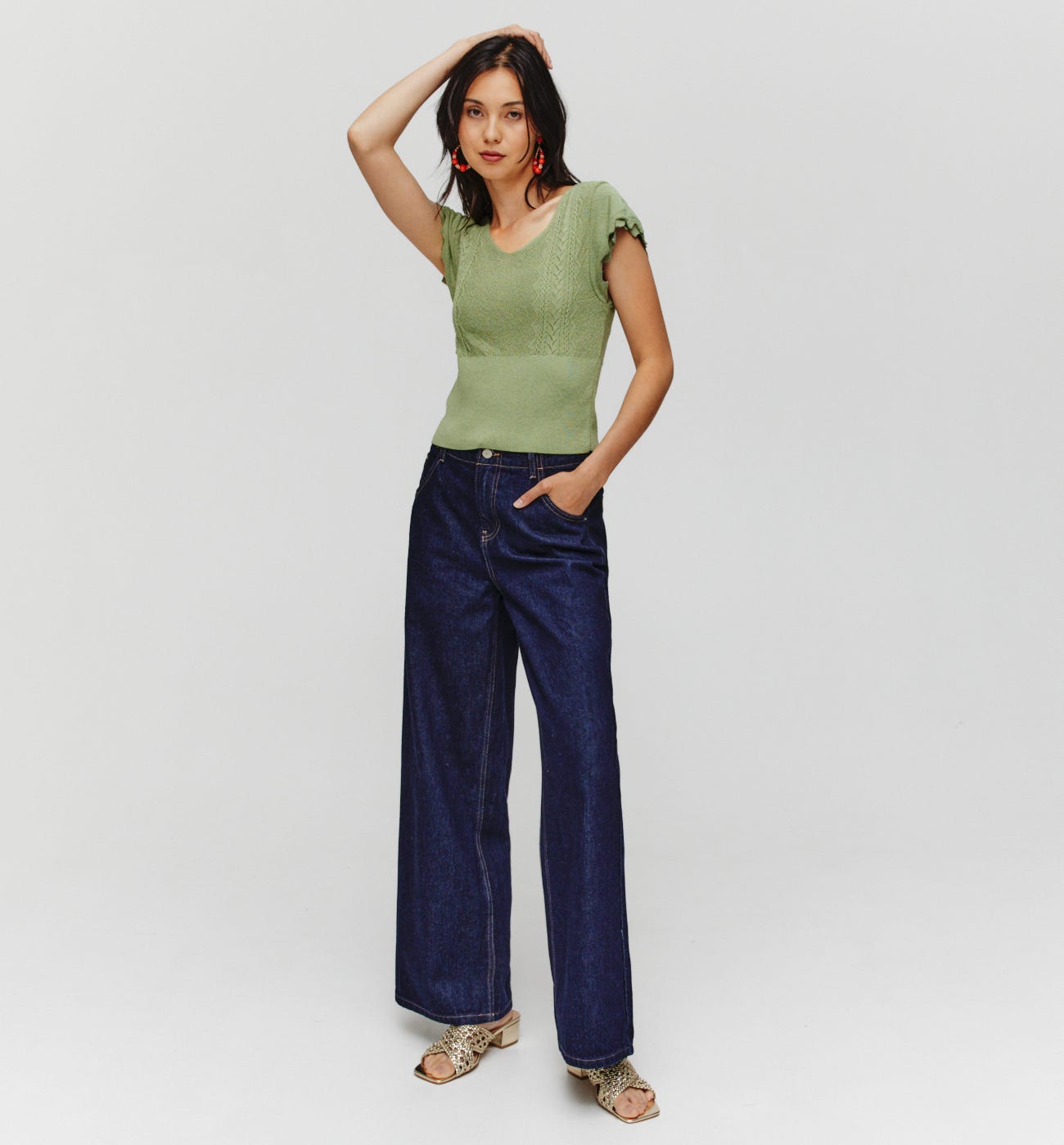 Short sleeved jumper