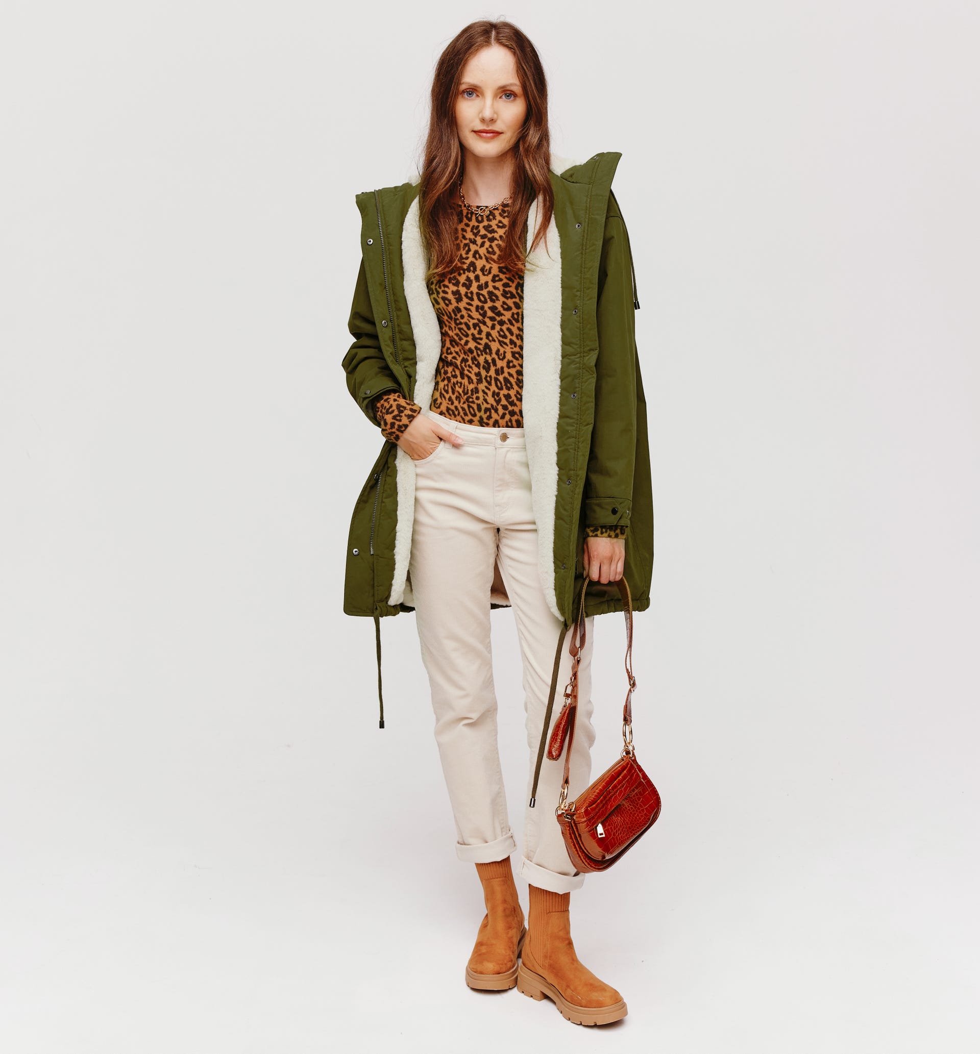 Parka con capucha