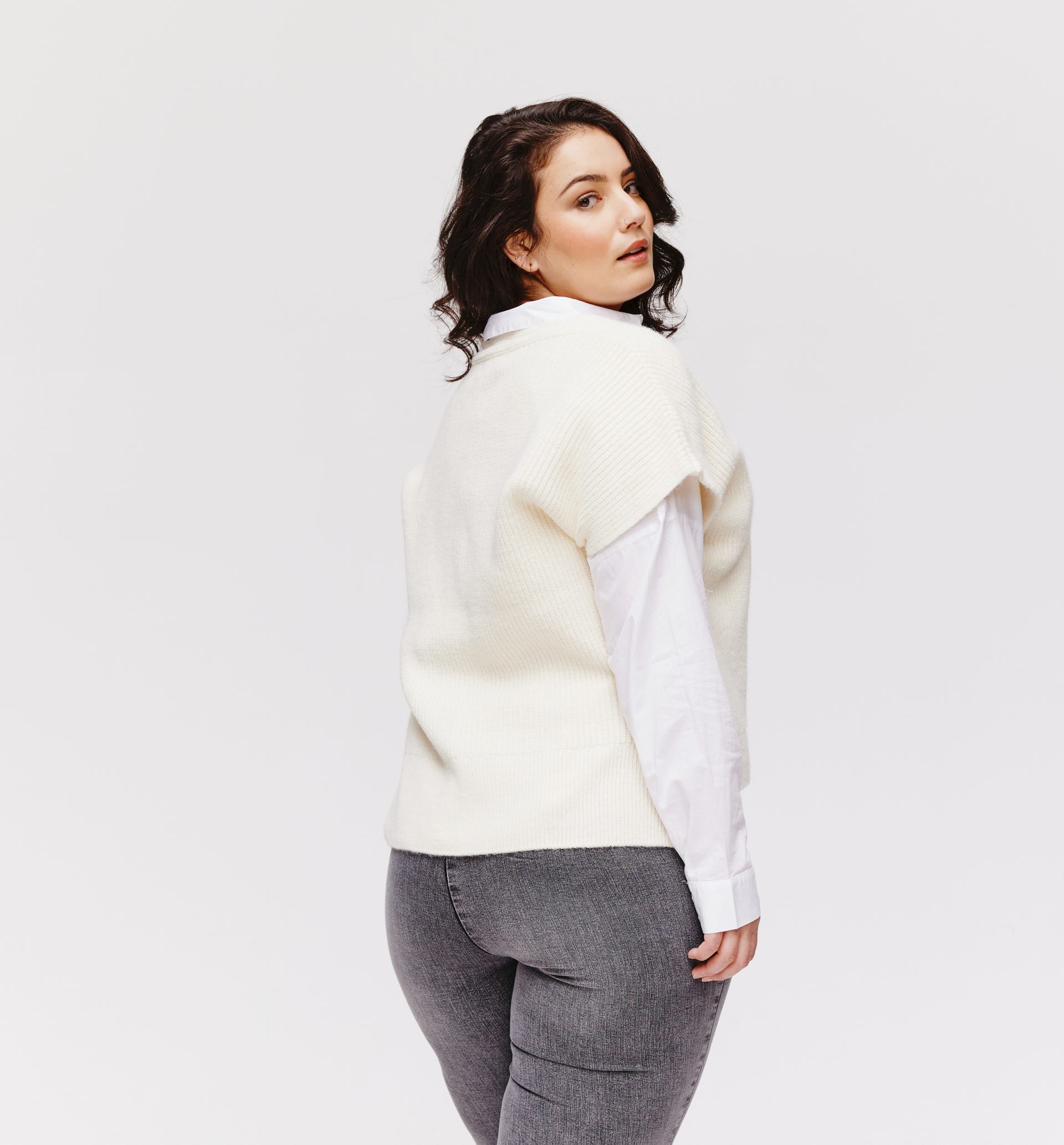 Oversizowy sweter