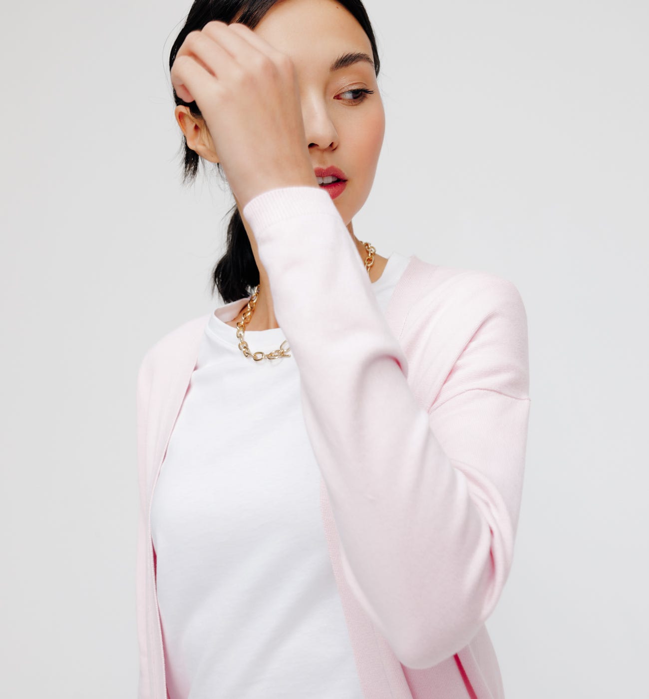 Lightweight plain cardigan