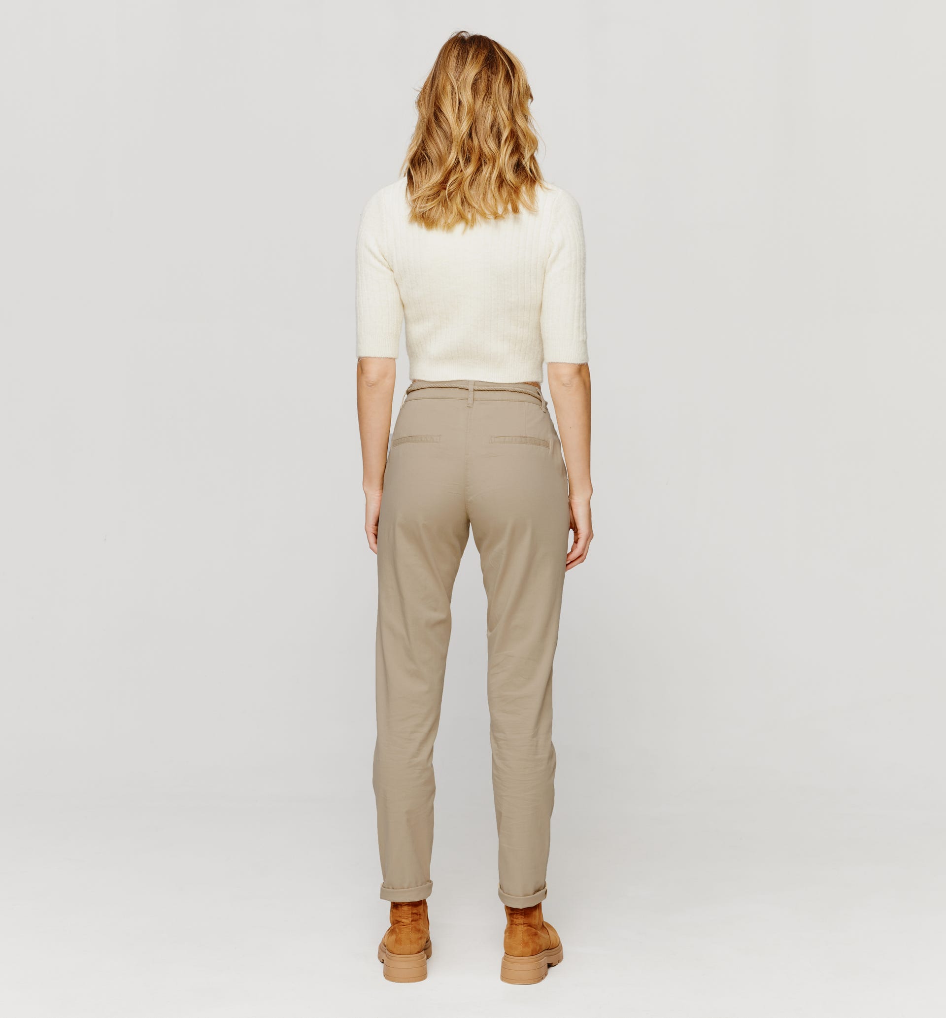 Pantaloni chino con cintura