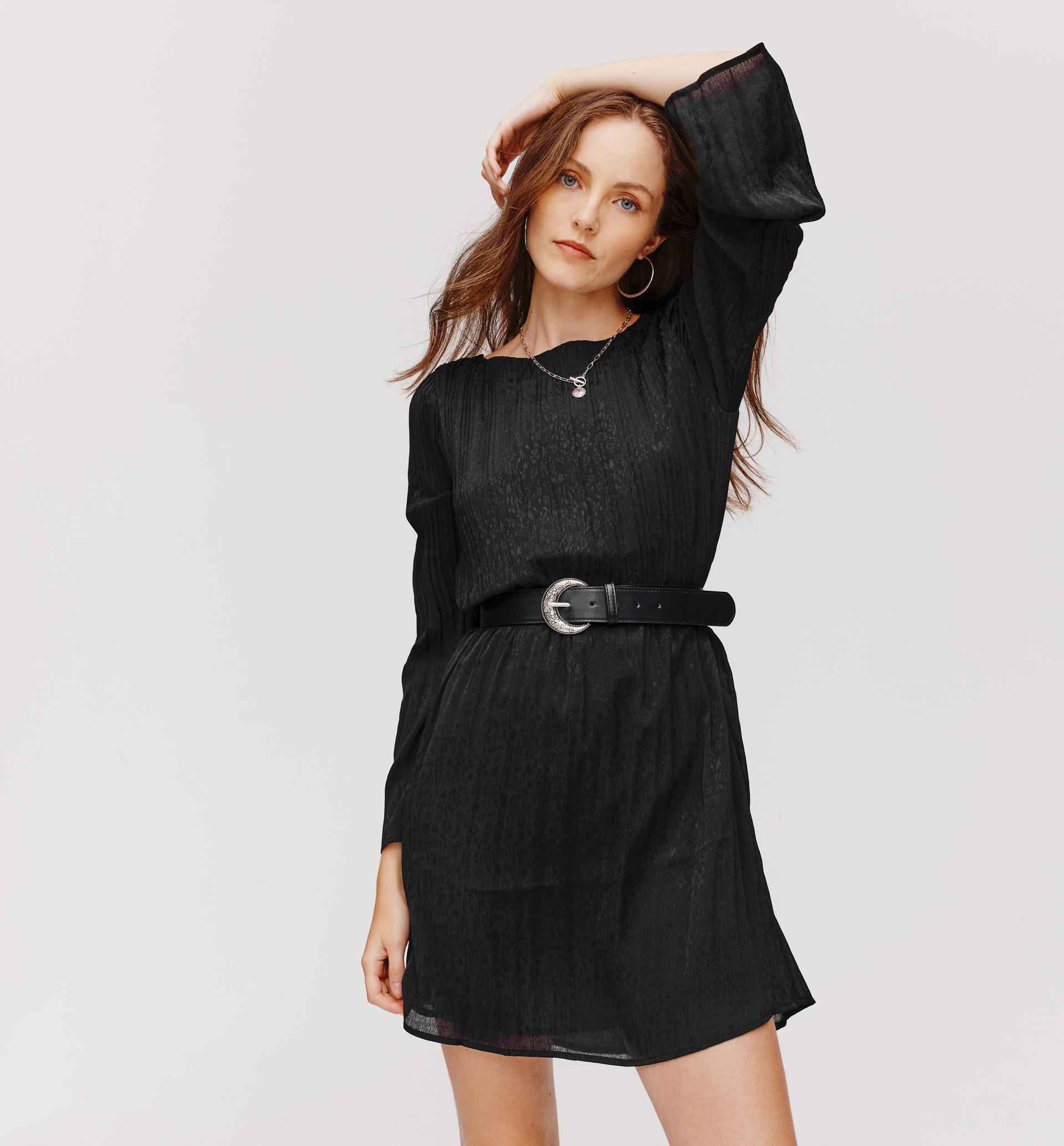 Vestido sedoso plisado
