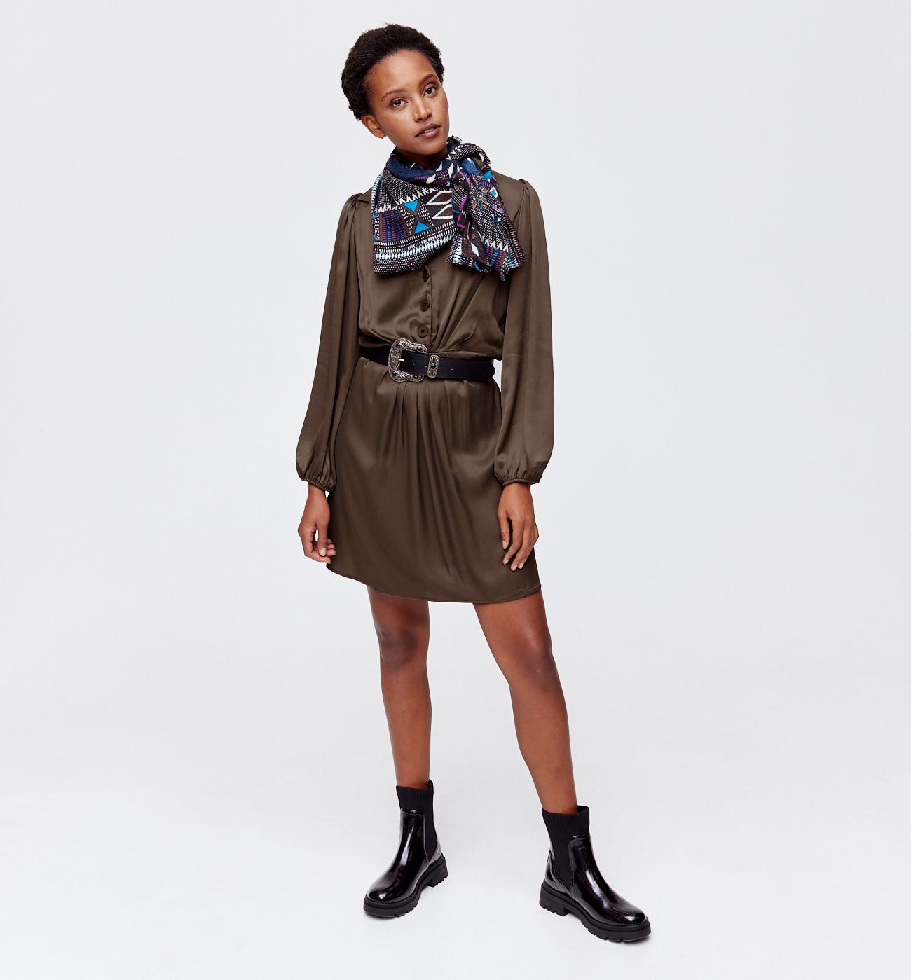 Robe courte soyeuse Femme