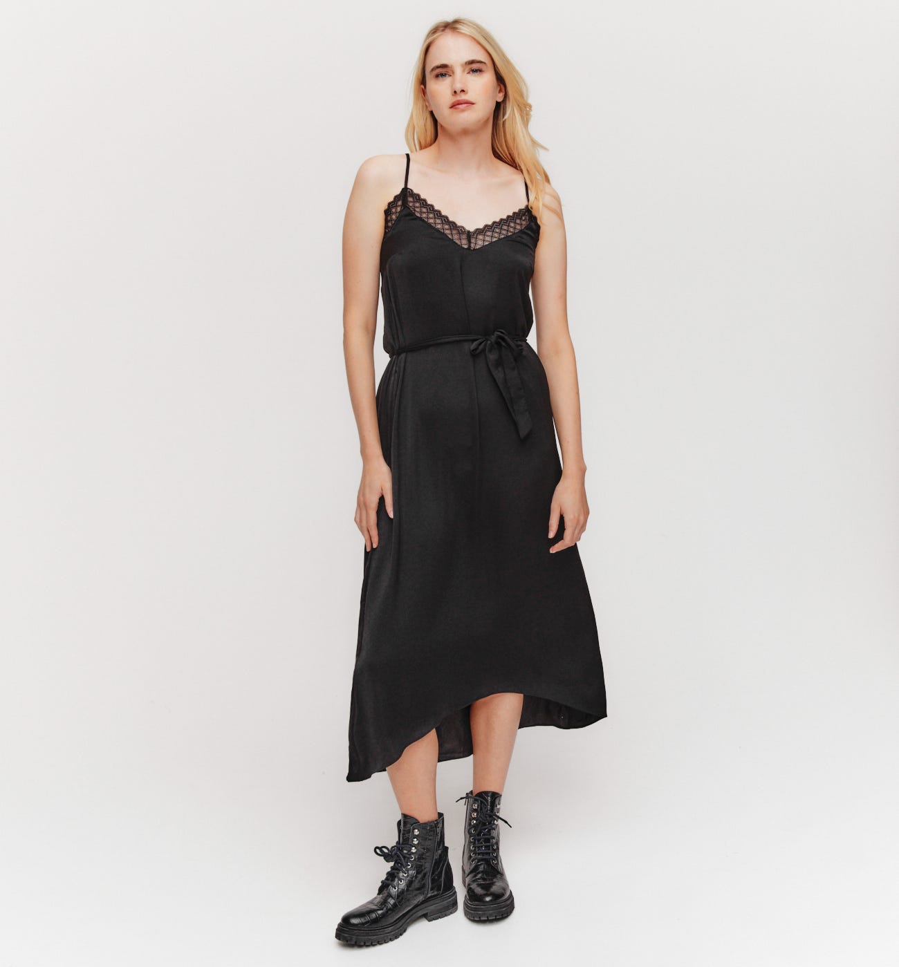 Robe à fines bretelles
