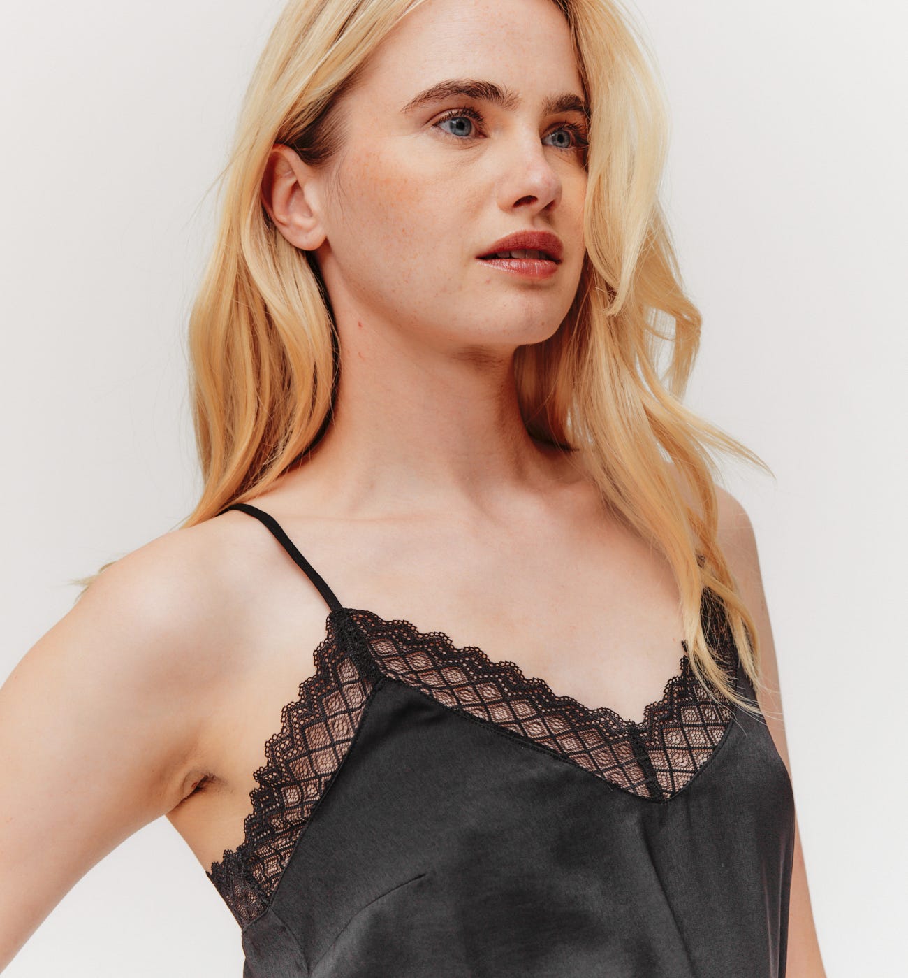Robe à fines bretelles