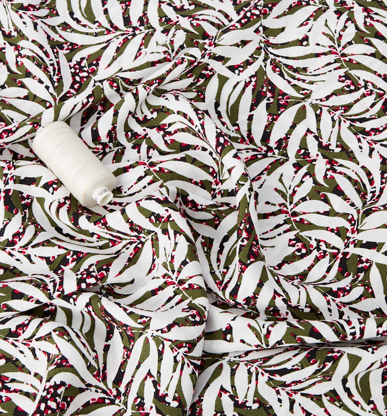 Viscsoe crêpe fabric cut