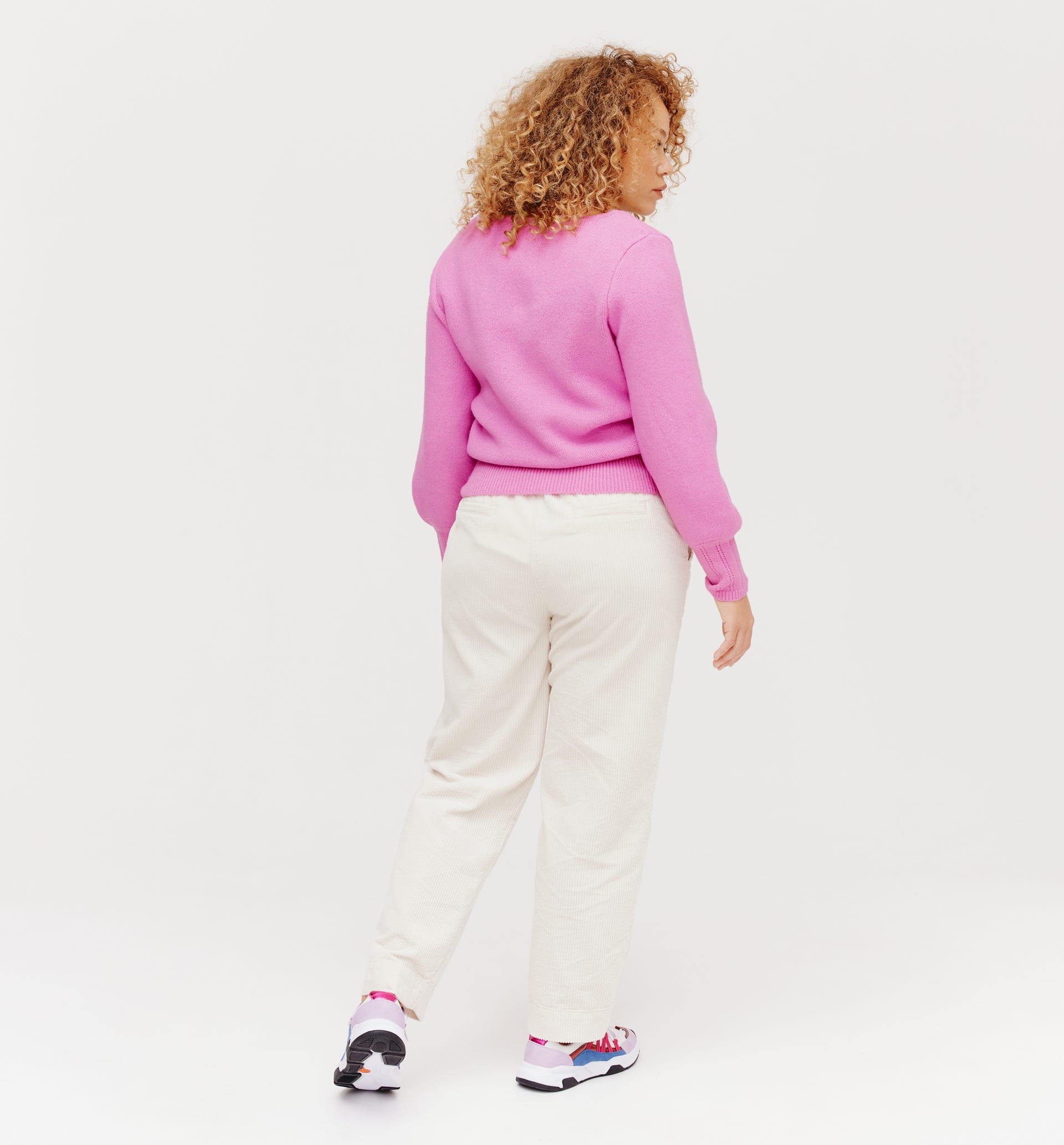Puff-sleeved jumper