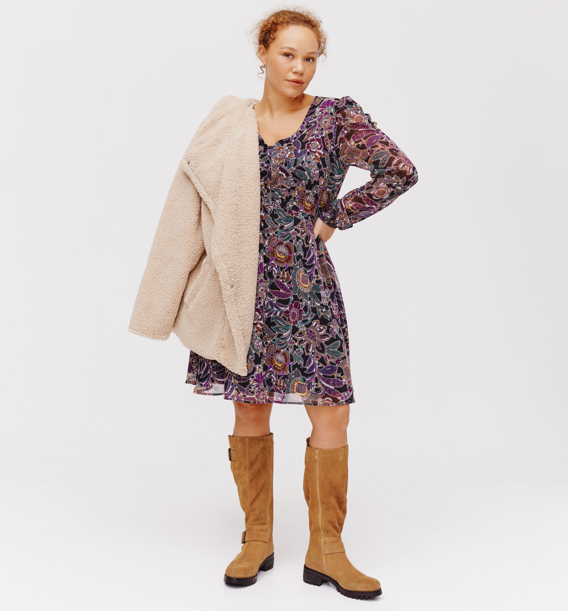 Gemustertes Kleid