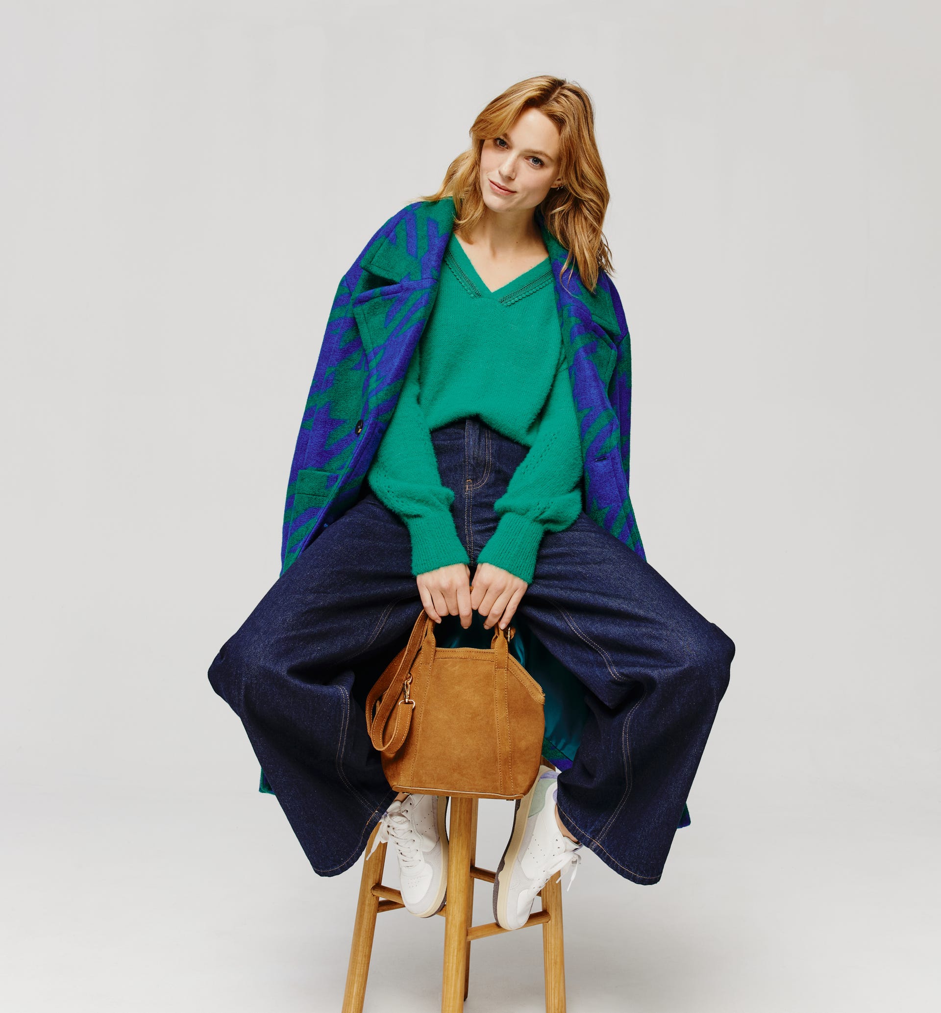 Lace neckline jumper