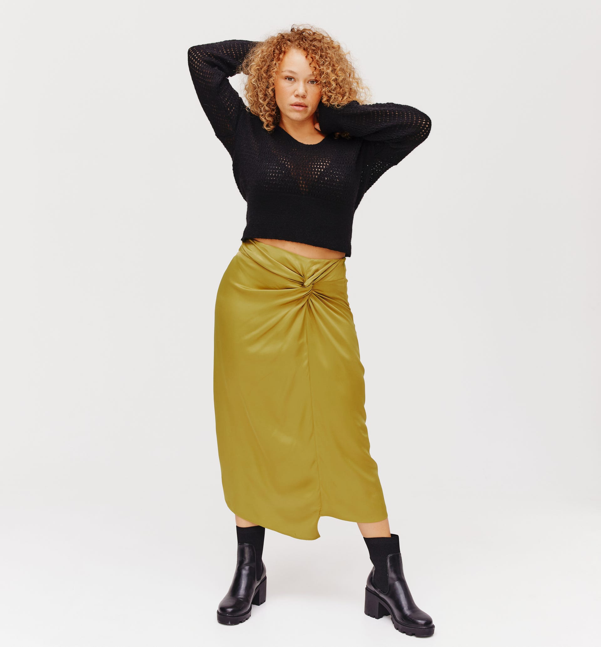 Short openwork jumper