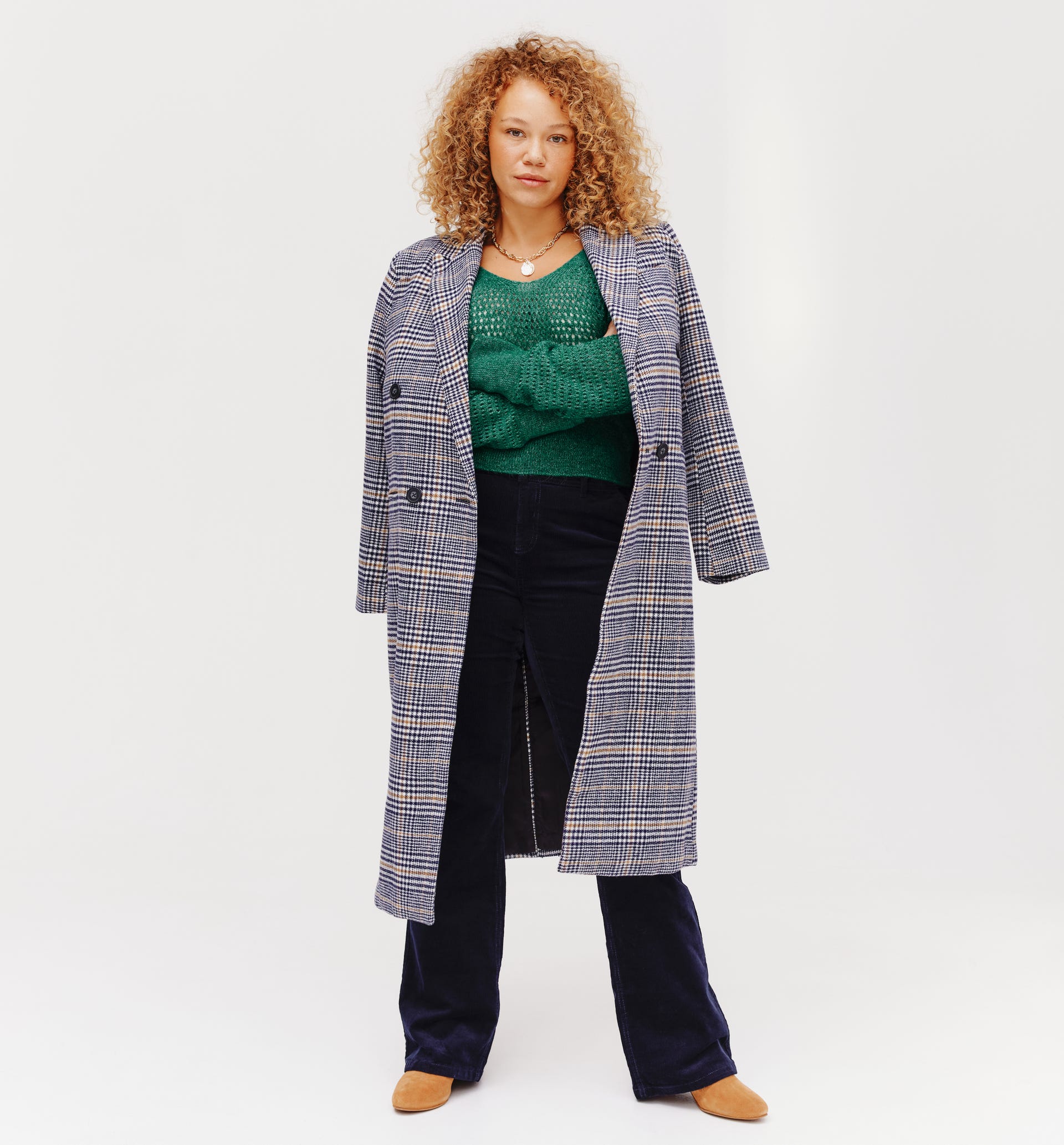 Short openwork jumper