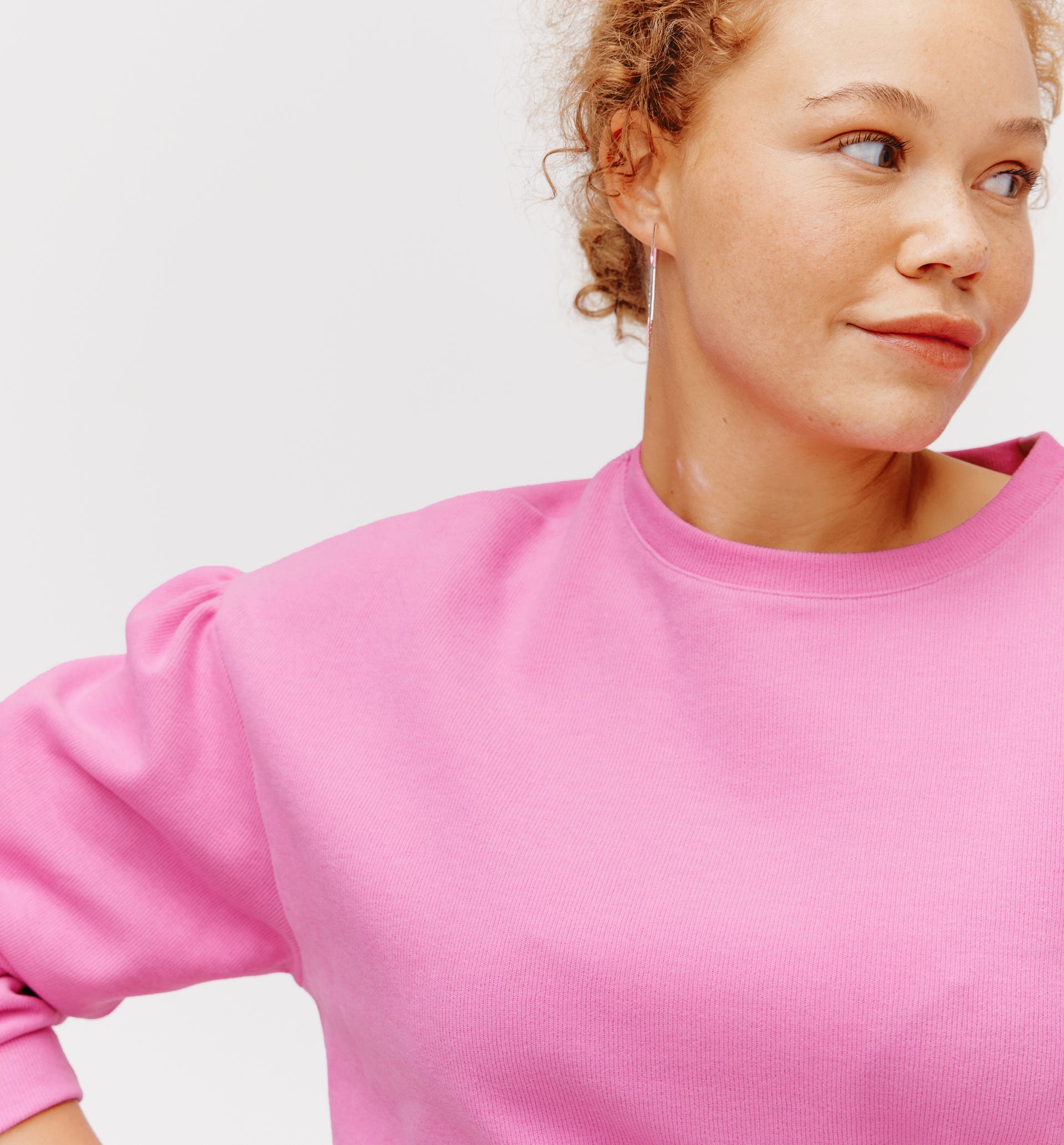 Sweat-shirt fin et côtelé
