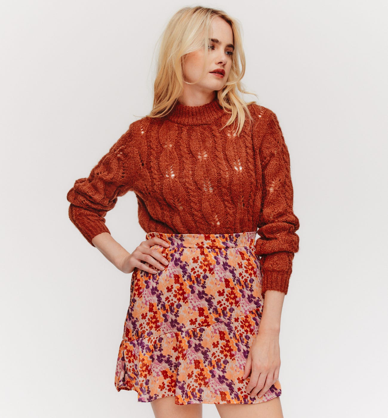Patterned mini skirt