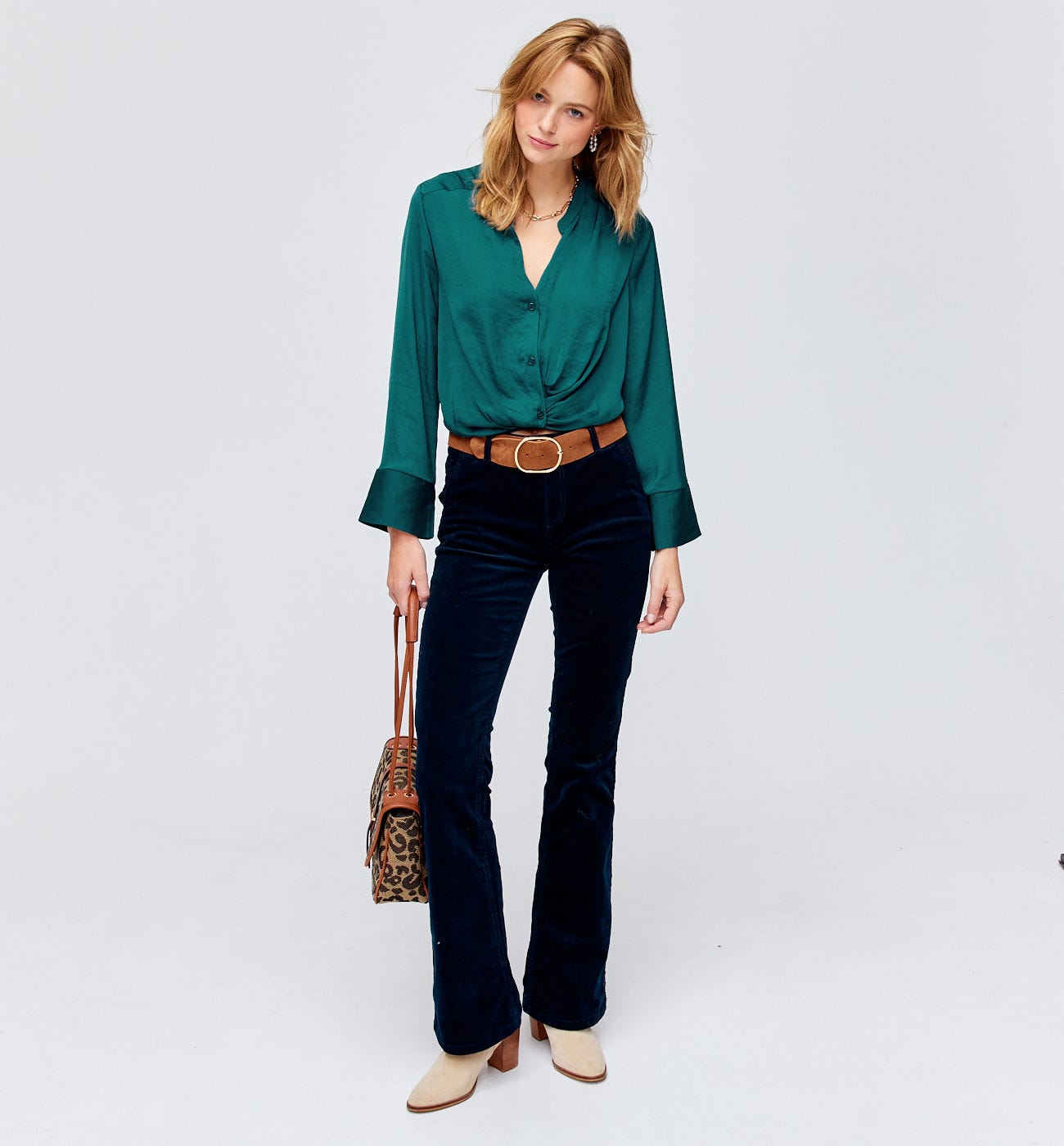 Chemise soyeuse cropped