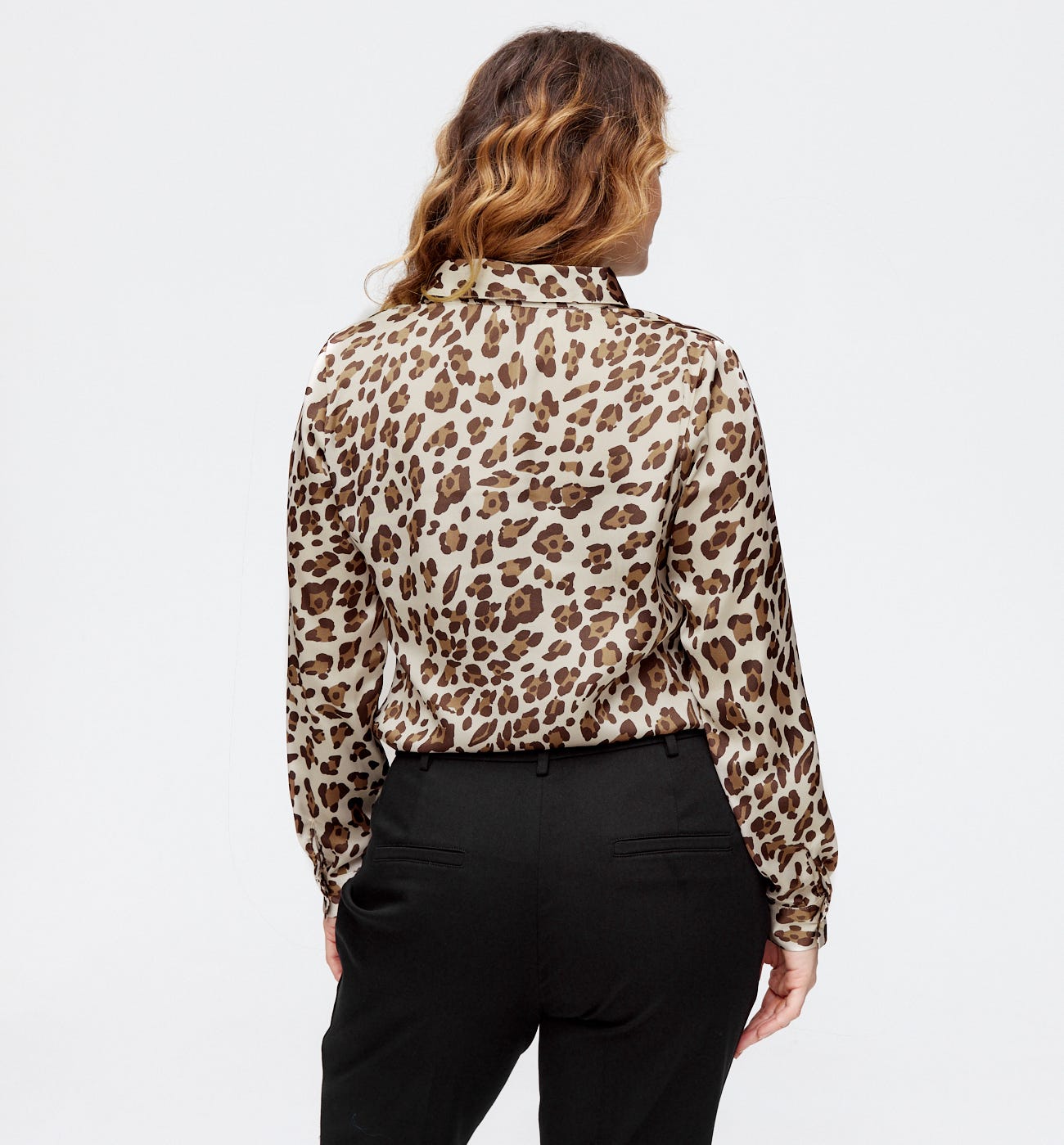 Seidige gemusterte Bluse