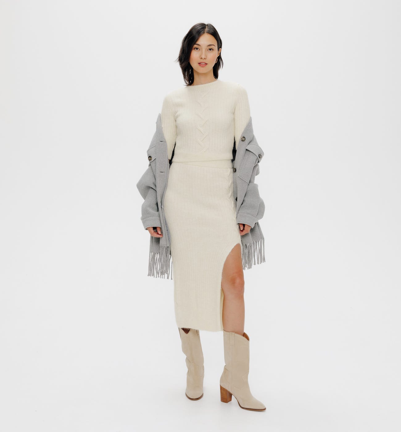 Knitted slit skirt