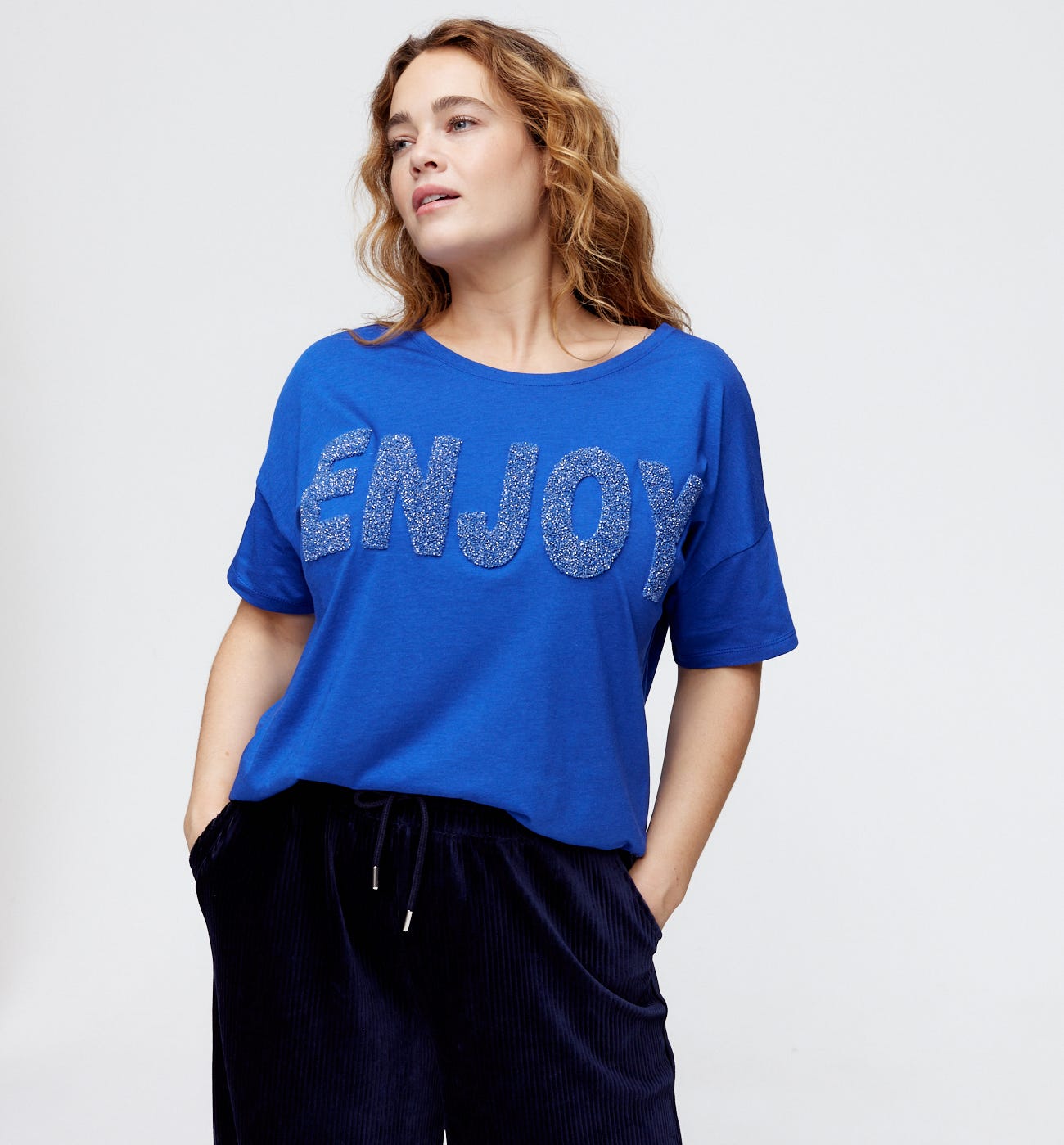 Top with front lettering