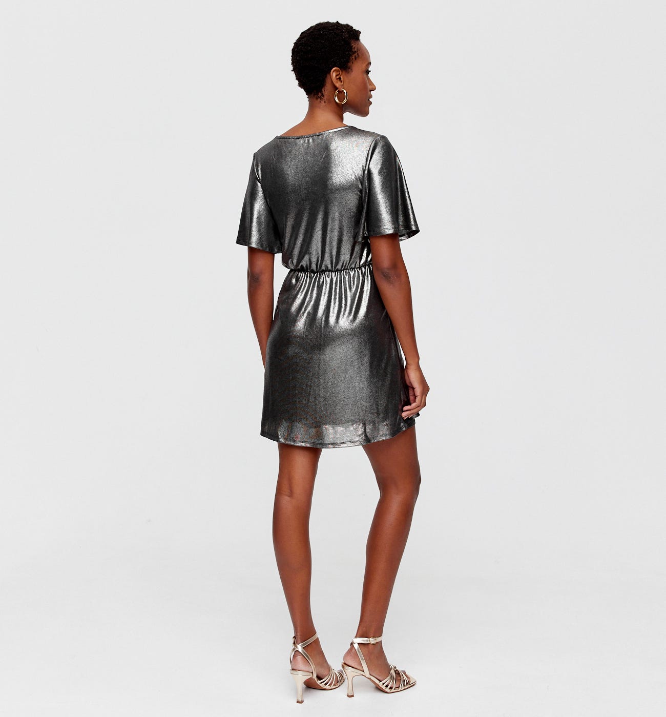 Vestido efecto metalizado