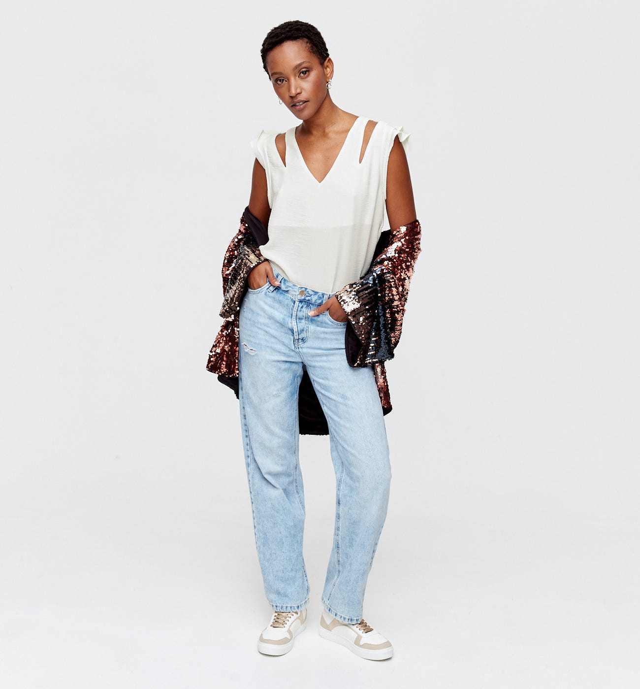 Blusa efecto cut out