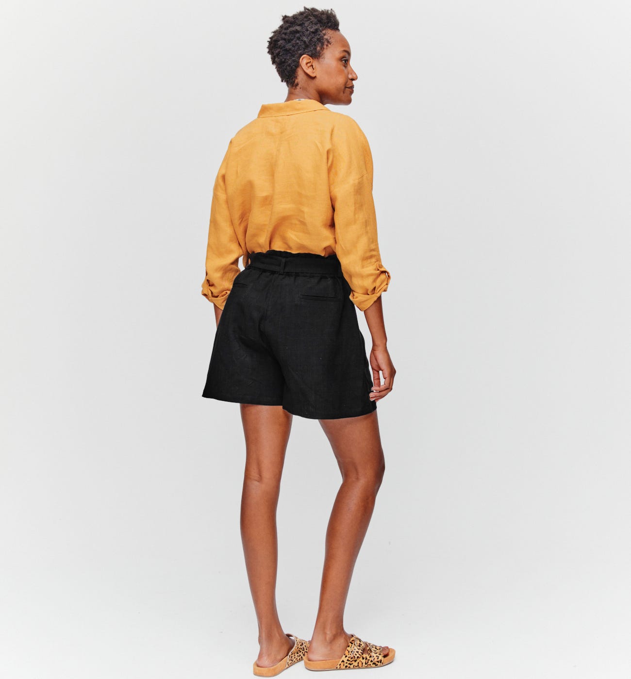 Linen blend shorts