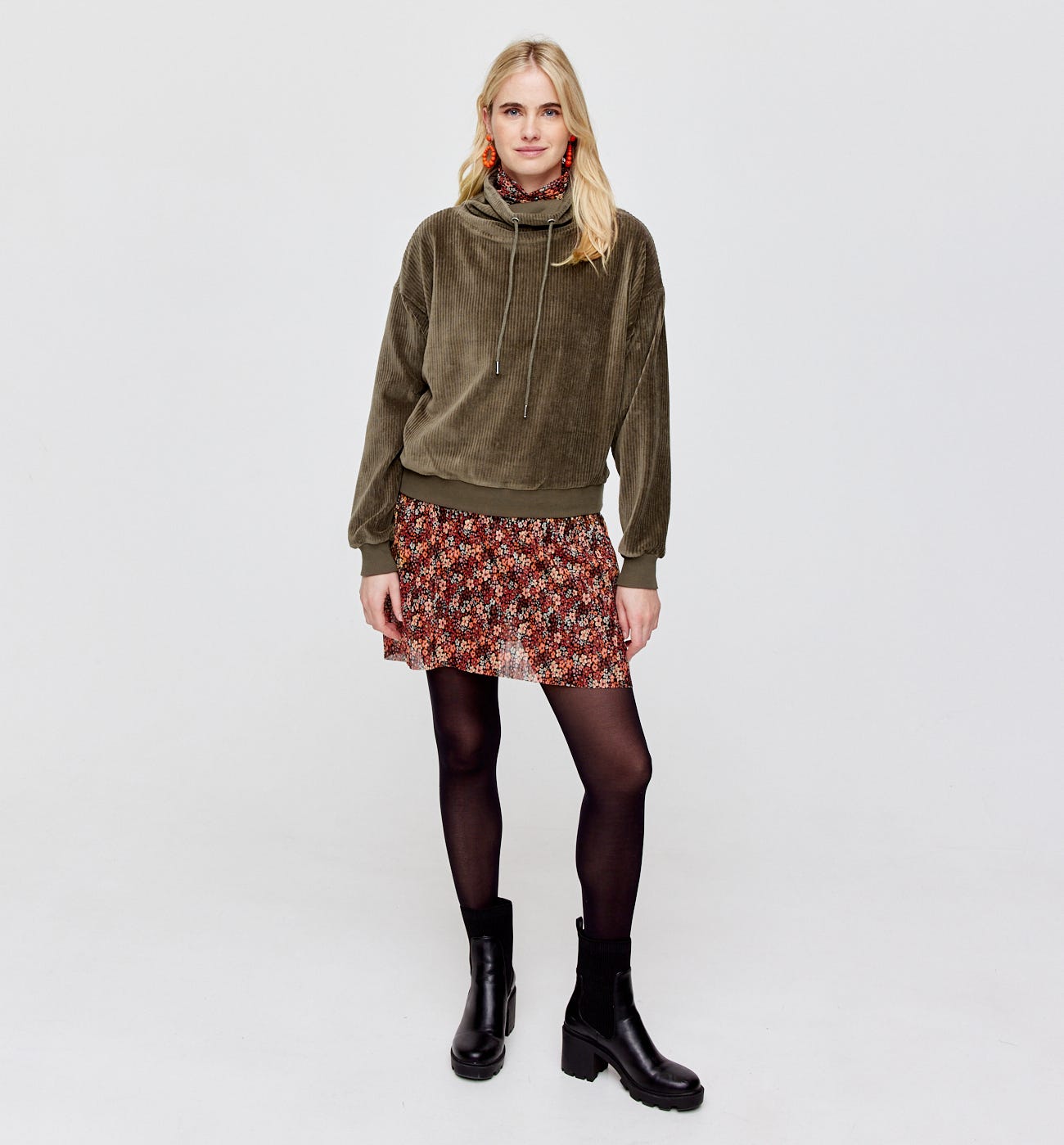 Sweatshirt aus Feincord