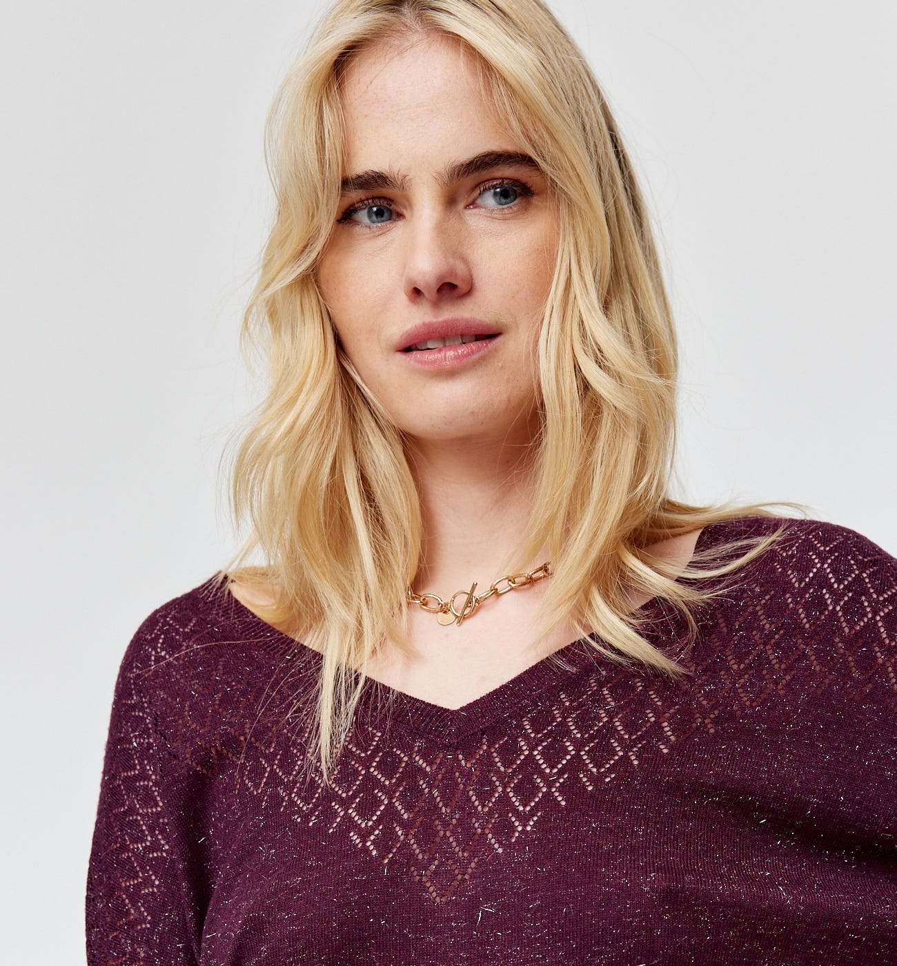 Glänzender Feinstrickpullover