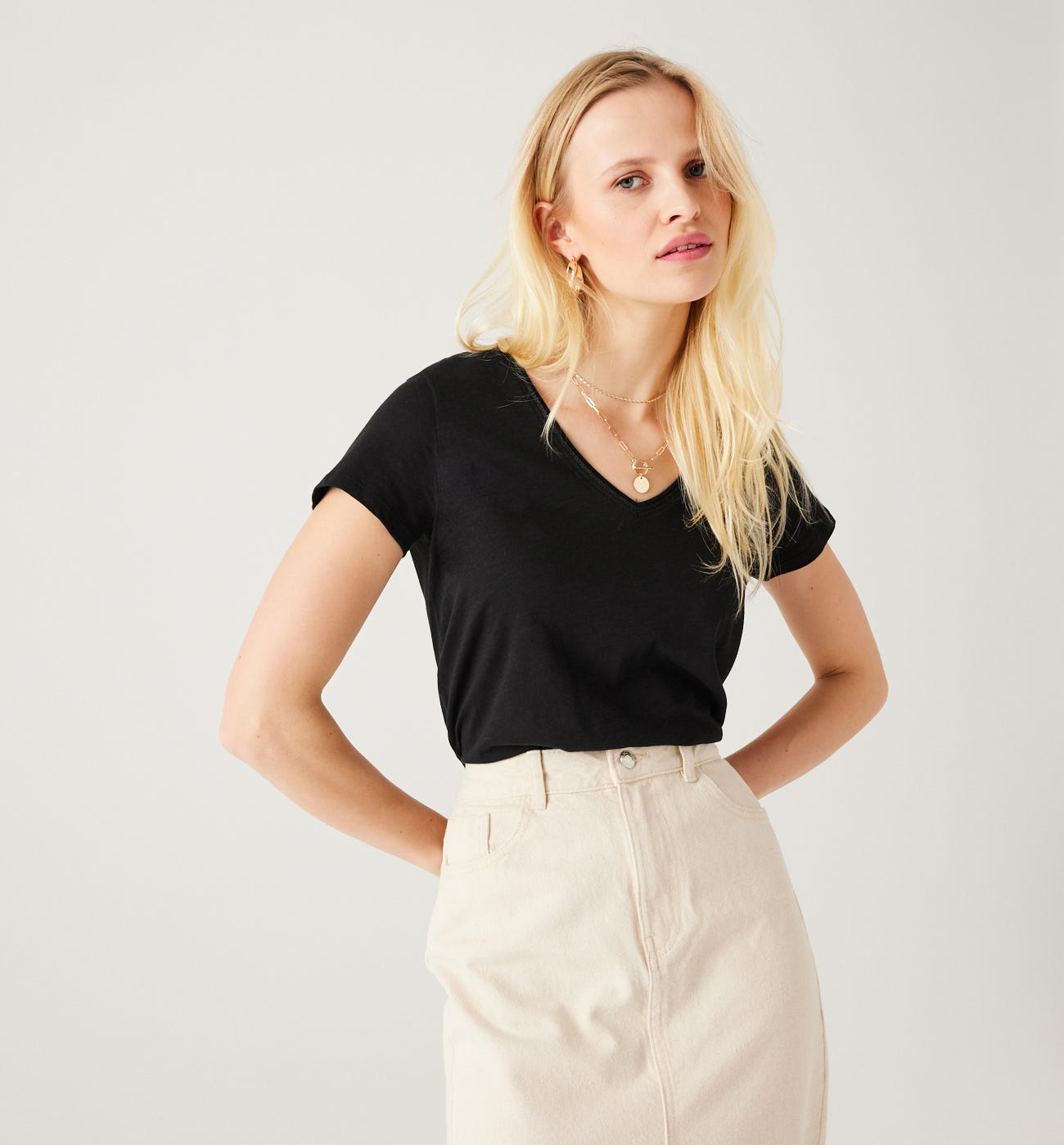Camiseta cuello de pico