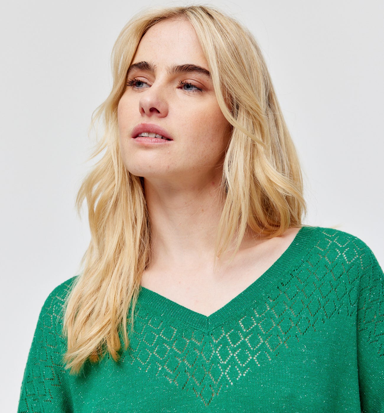 Glänzender Feinstrickpullover