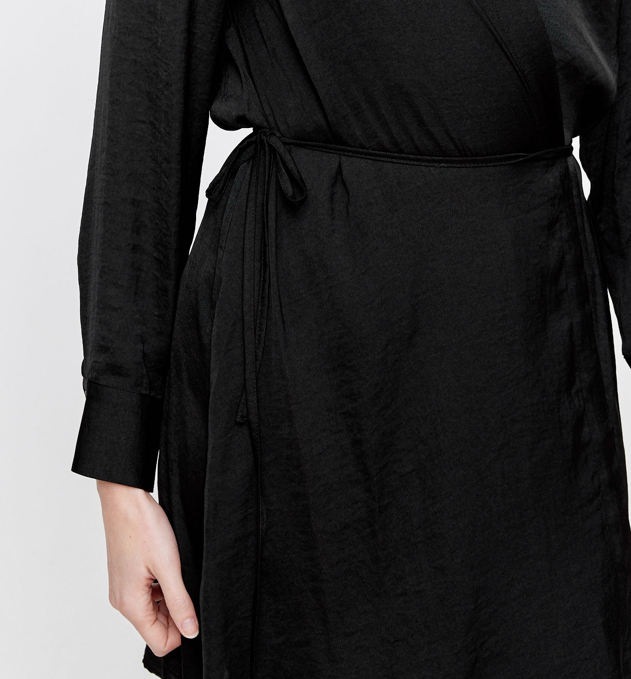 Robe cache-coeur satinée Femme