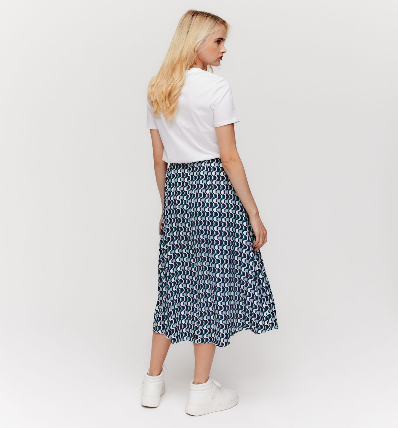 Silky A-line skirt